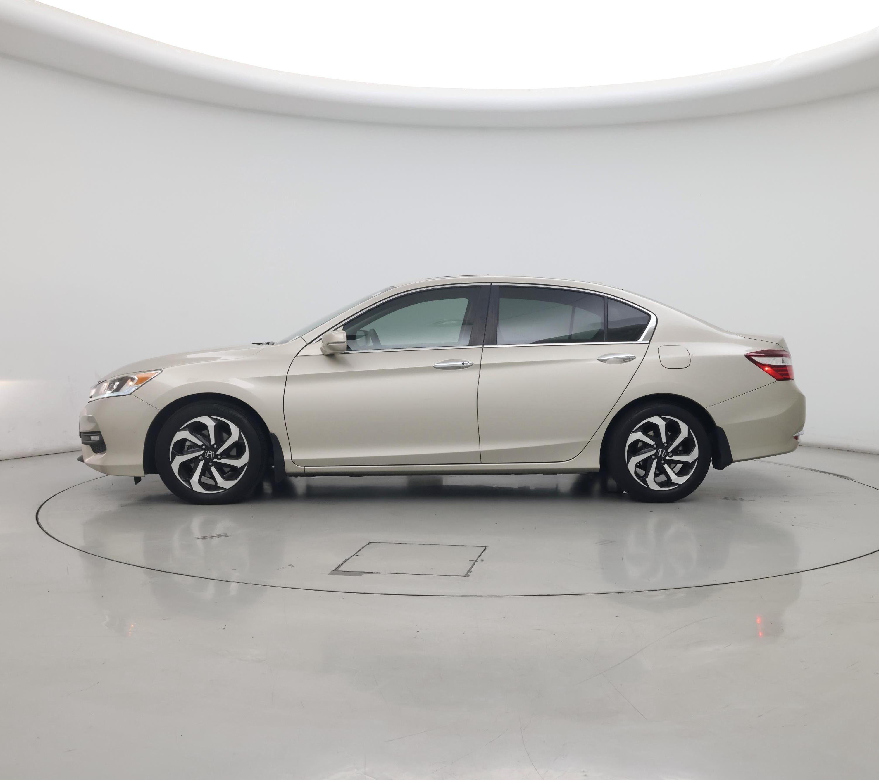 Thumbnail: 2016 Honda Accord - 3