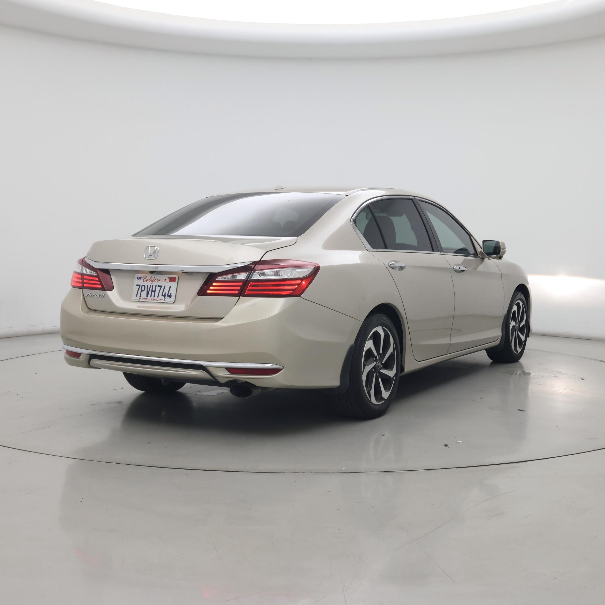 Thumbnail: 2016 Honda Accord - 8