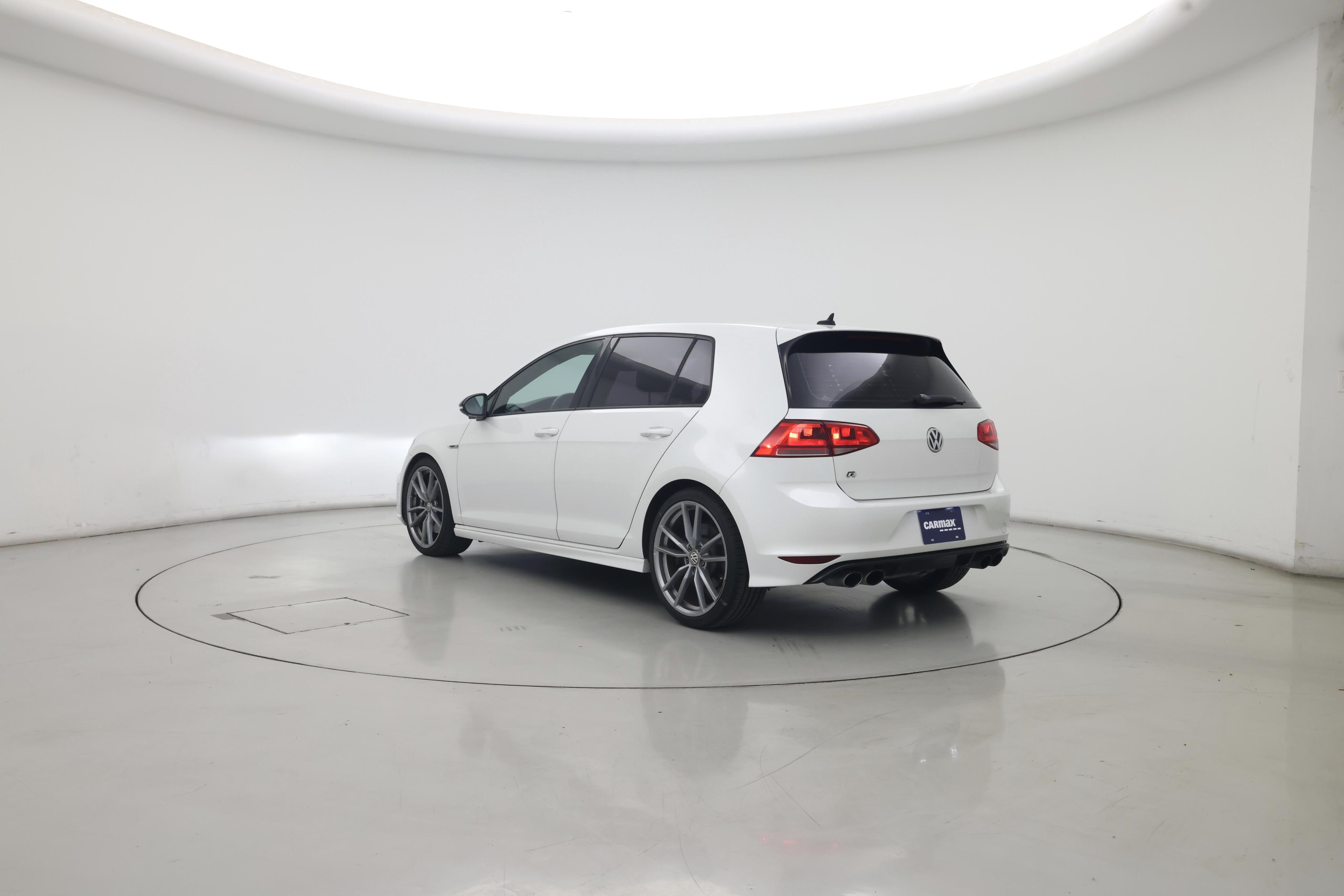 Thumbnail: 2017 Volkswagen Golf - 2