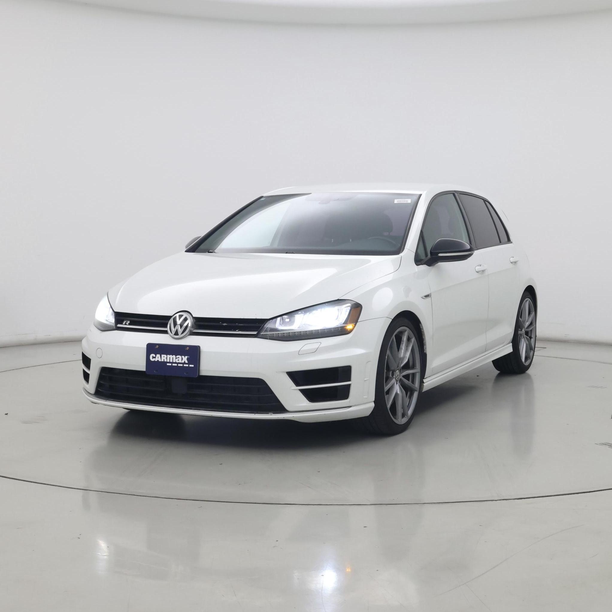 Thumbnail: 2017 Volkswagen Golf - 4
