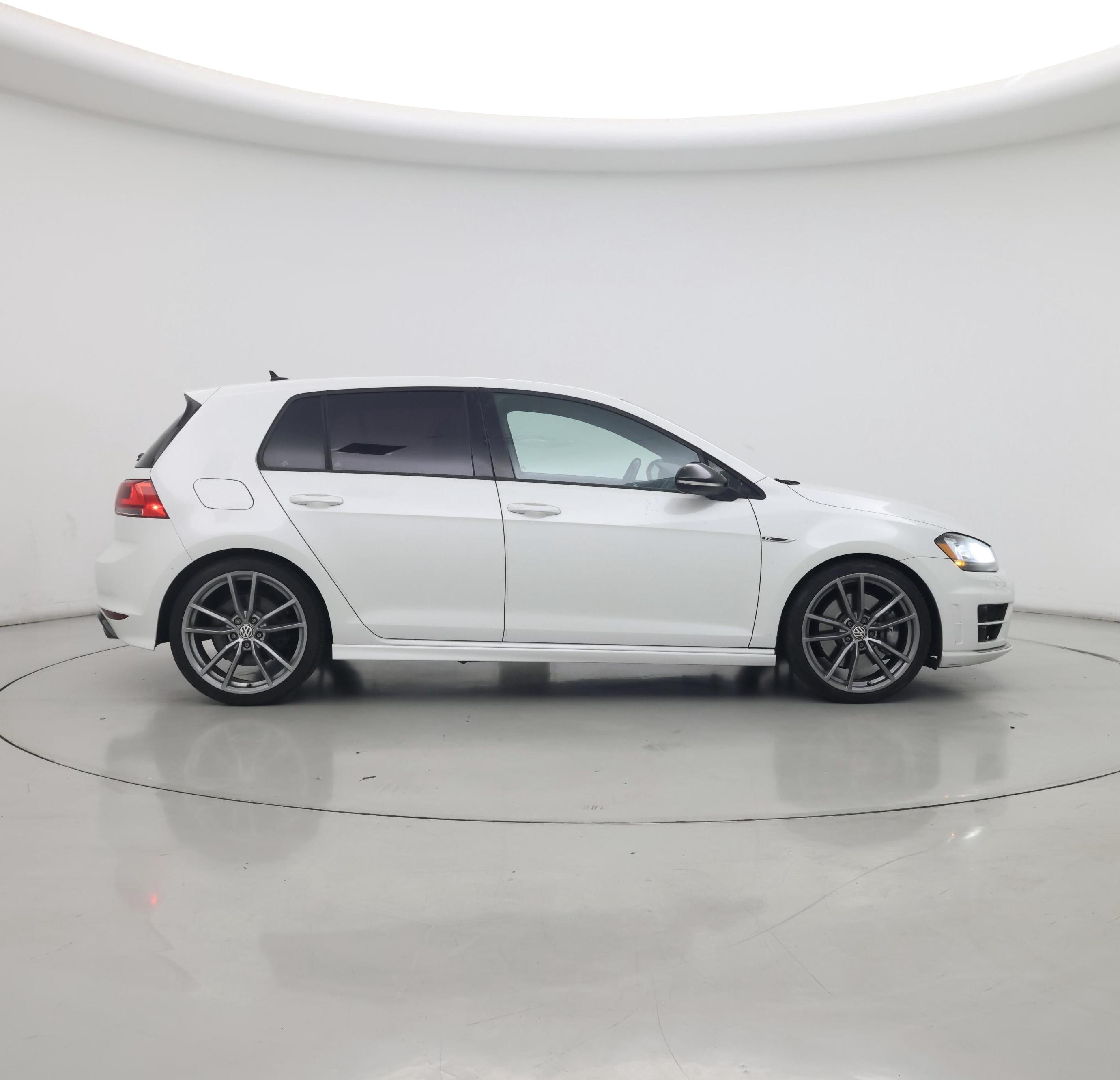 Thumbnail: 2017 Volkswagen Golf - 7