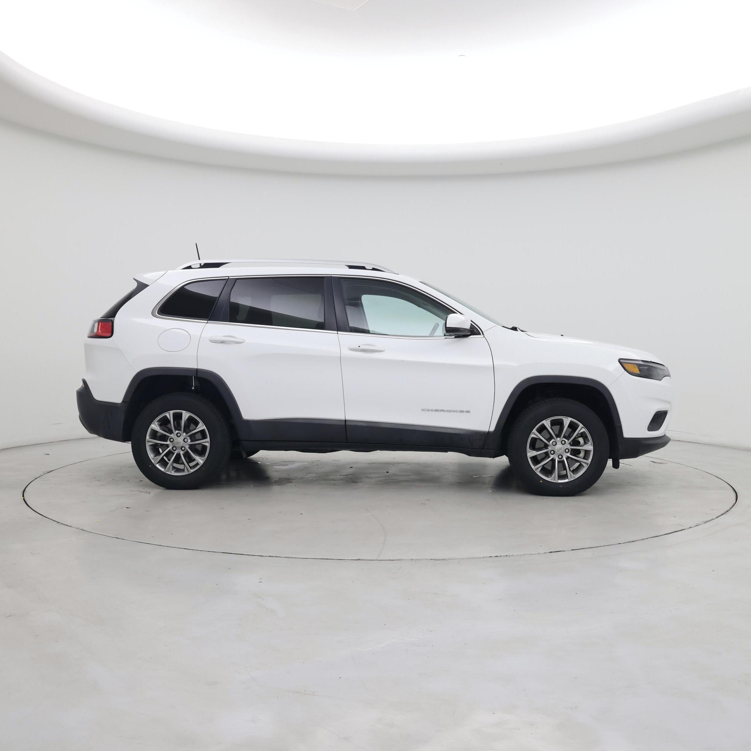 Thumbnail: 2021 Jeep Cherokee - 7