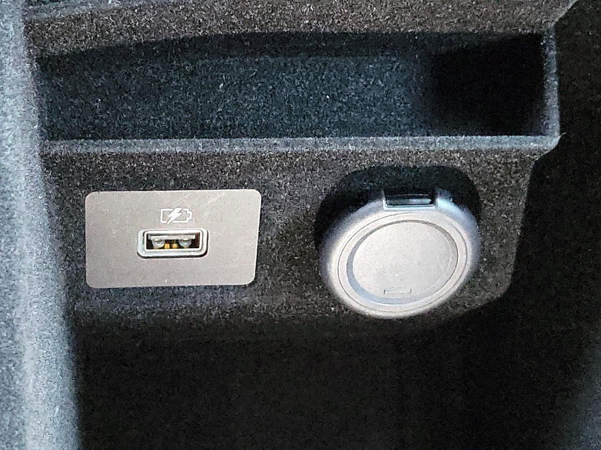 Thumbnail: 2023 INFINITI QX60 - 19