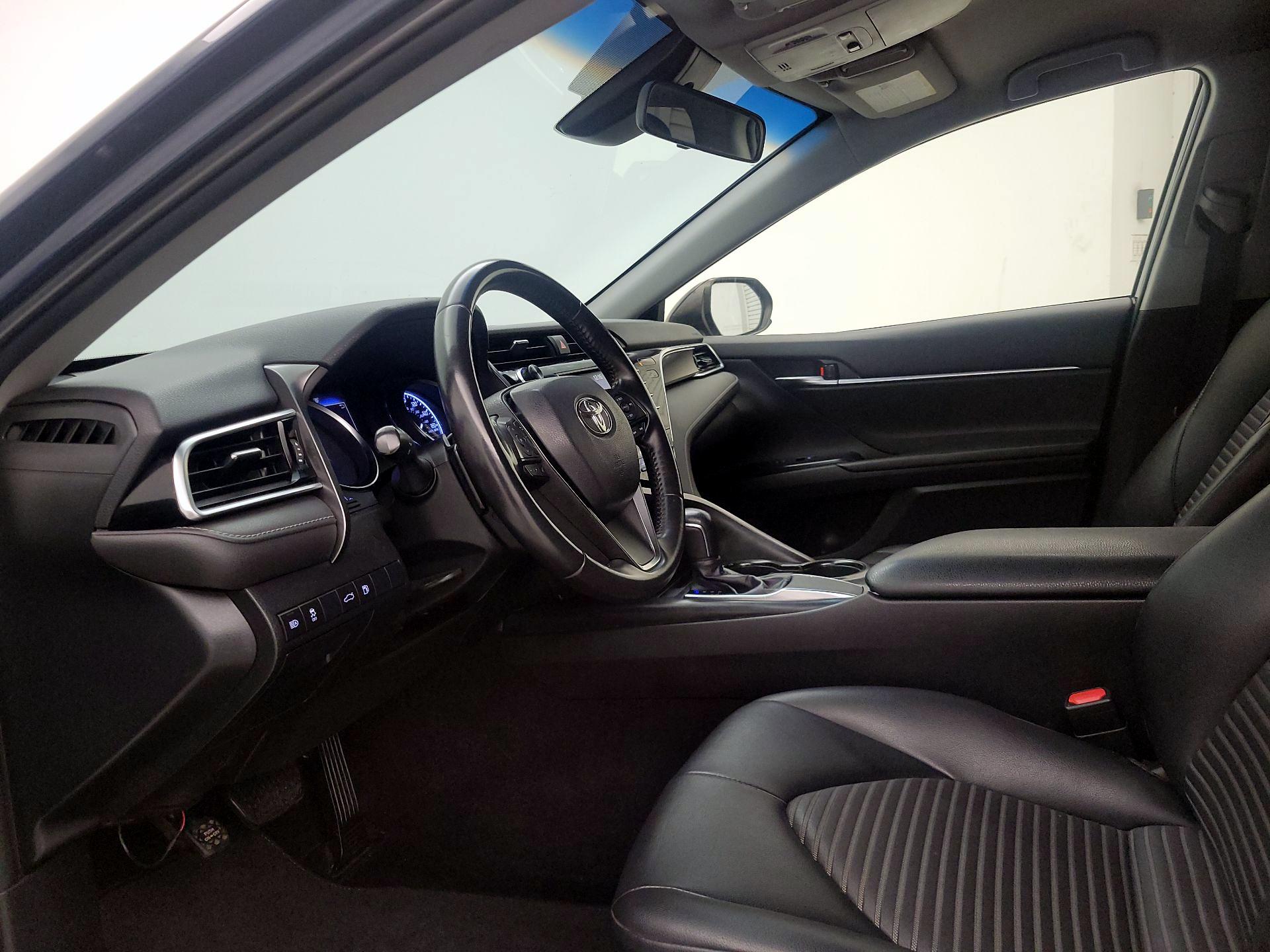 Thumbnail: 2018 Toyota Camry - 11