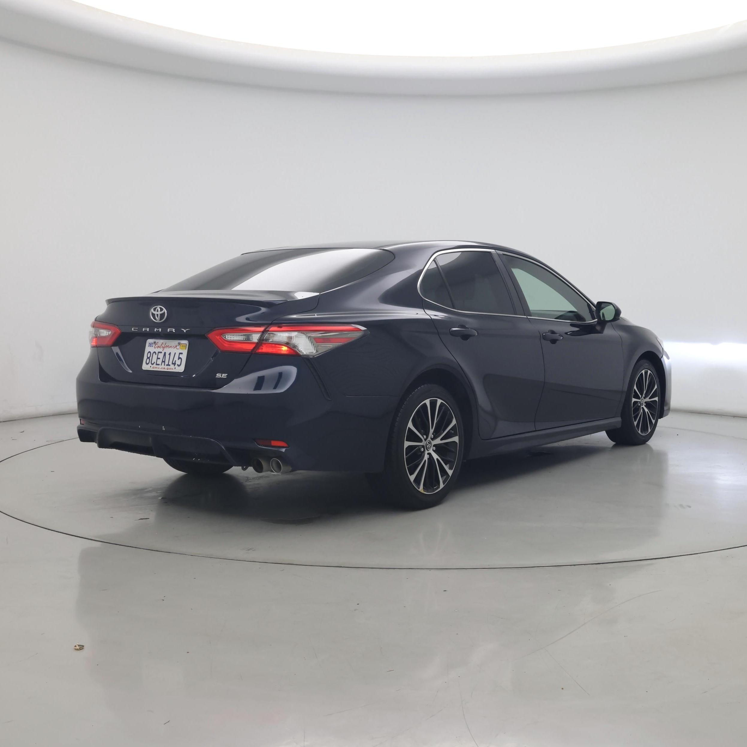 Thumbnail: 2018 Toyota Camry - 8