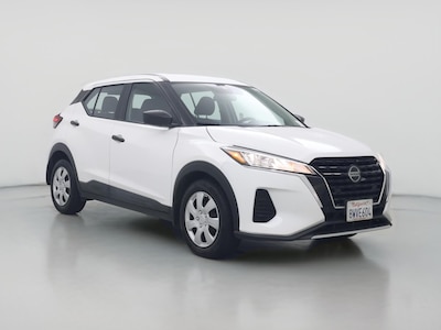 White 2021 Nissan Kicks S