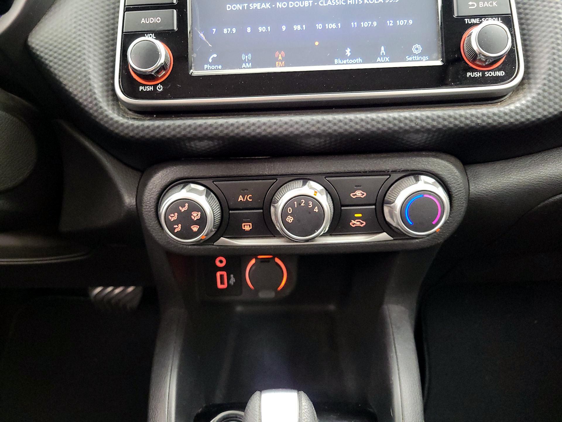 Thumbnail: 2021 Nissan Kicks - 16