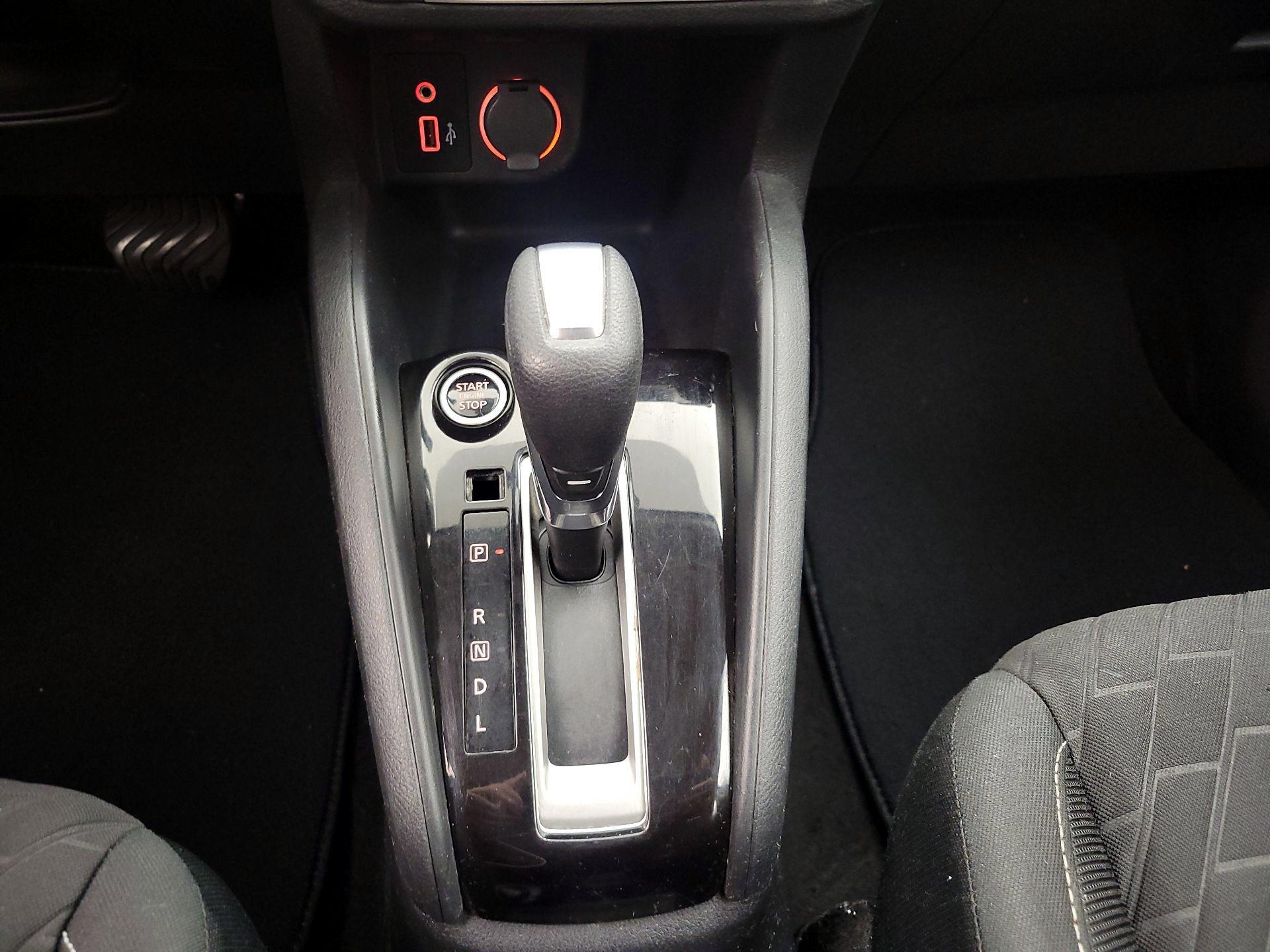 Thumbnail: 2021 Nissan Kicks - 17