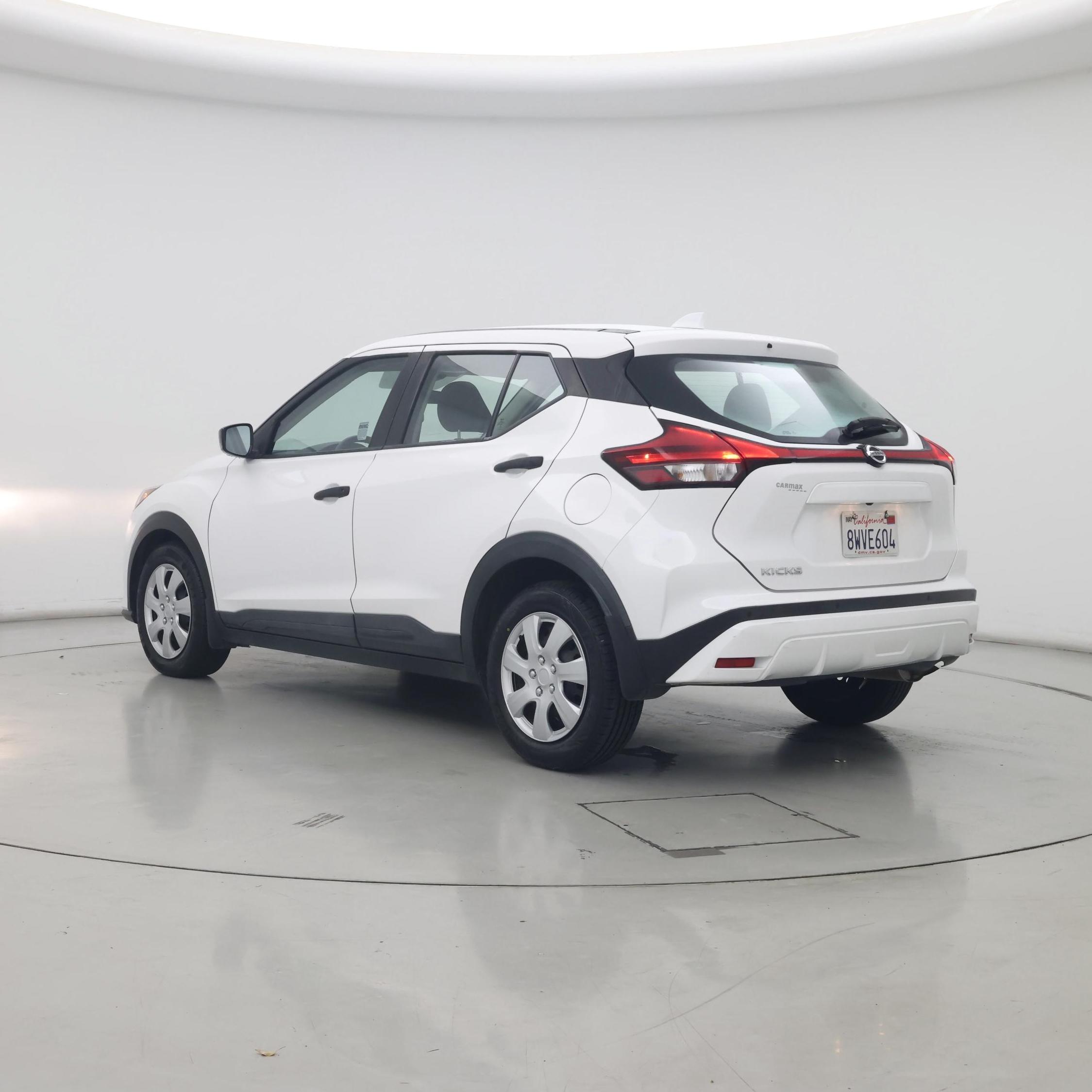 Thumbnail: 2021 Nissan Kicks - 2