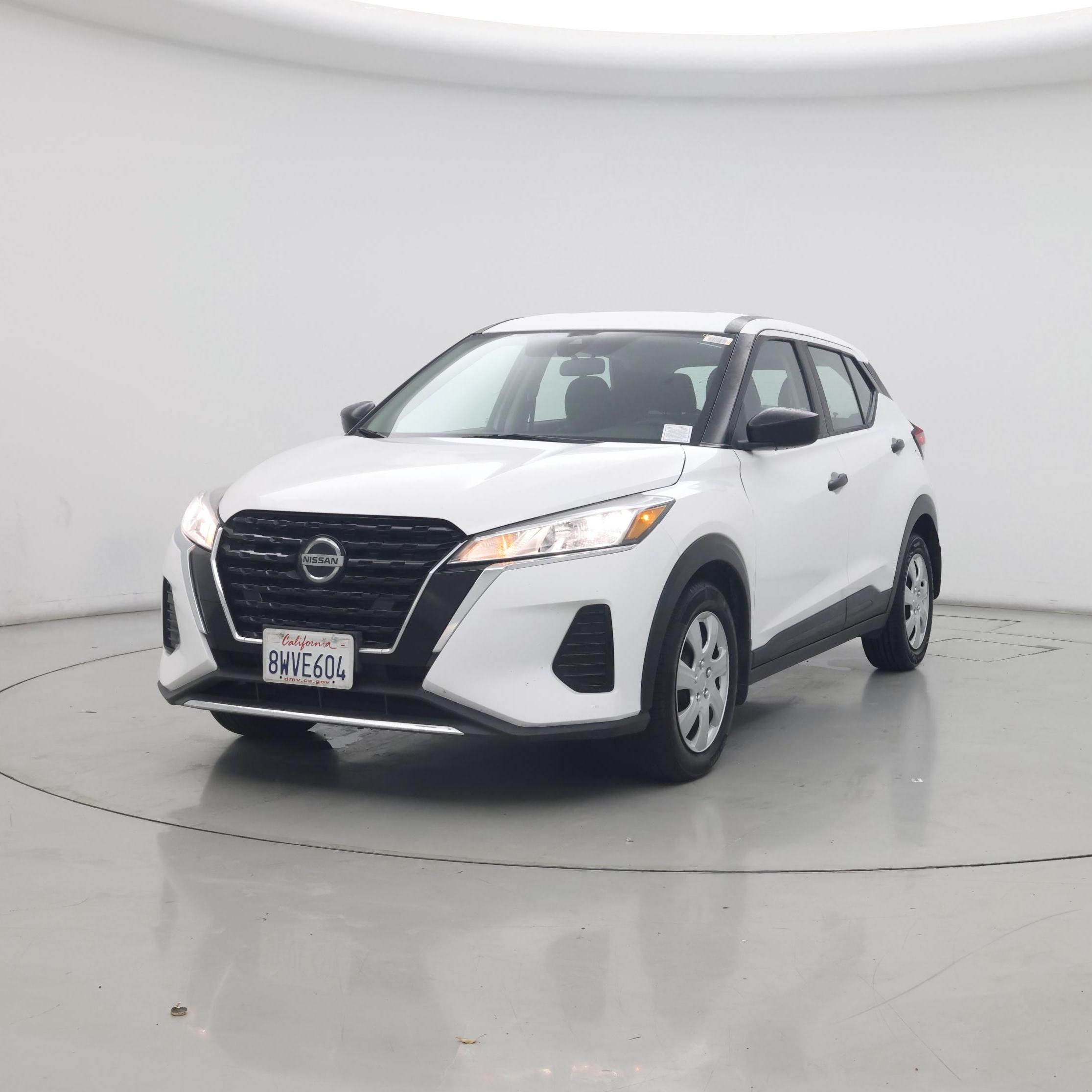 Thumbnail: 2021 Nissan Kicks - 4