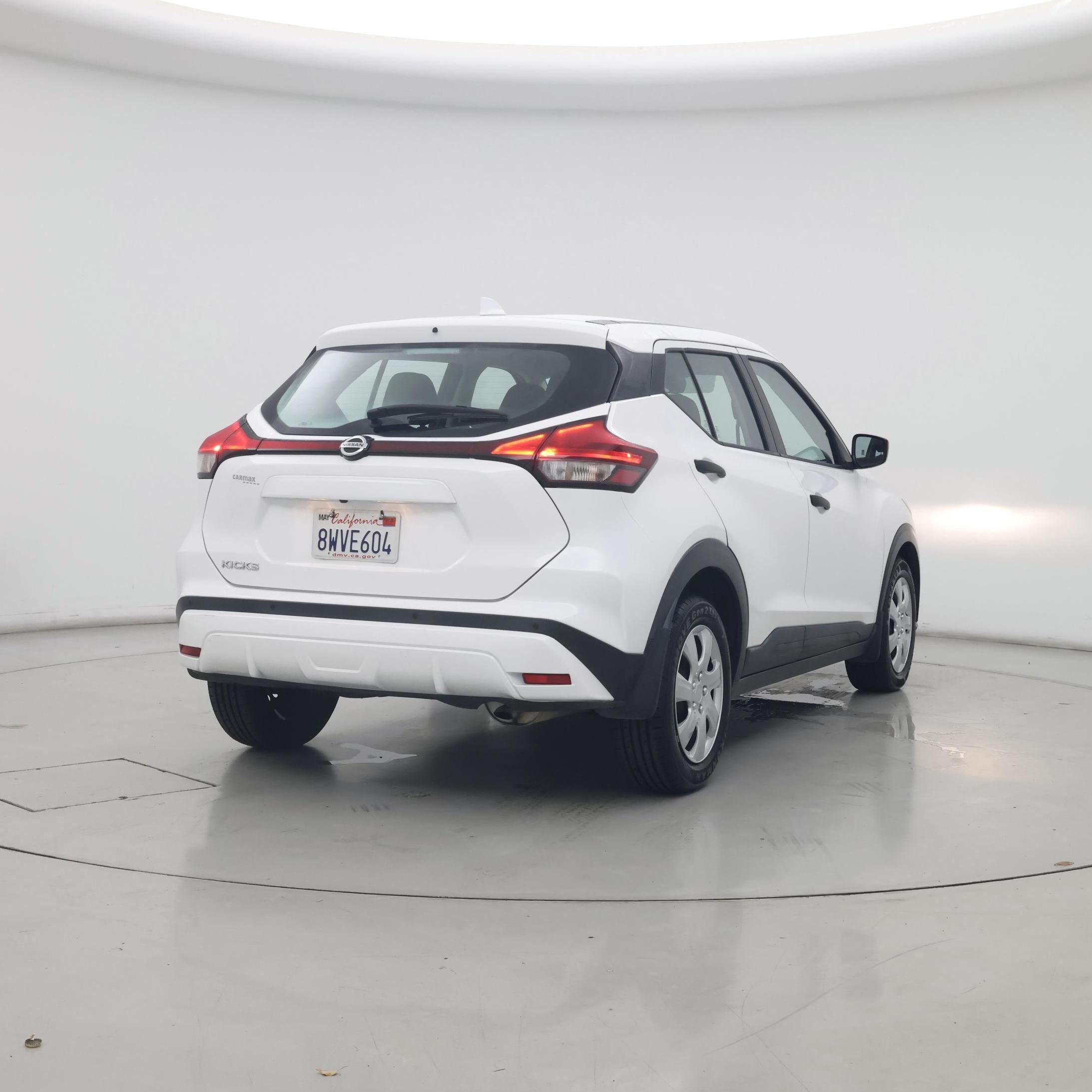 Thumbnail: 2021 Nissan Kicks - 8