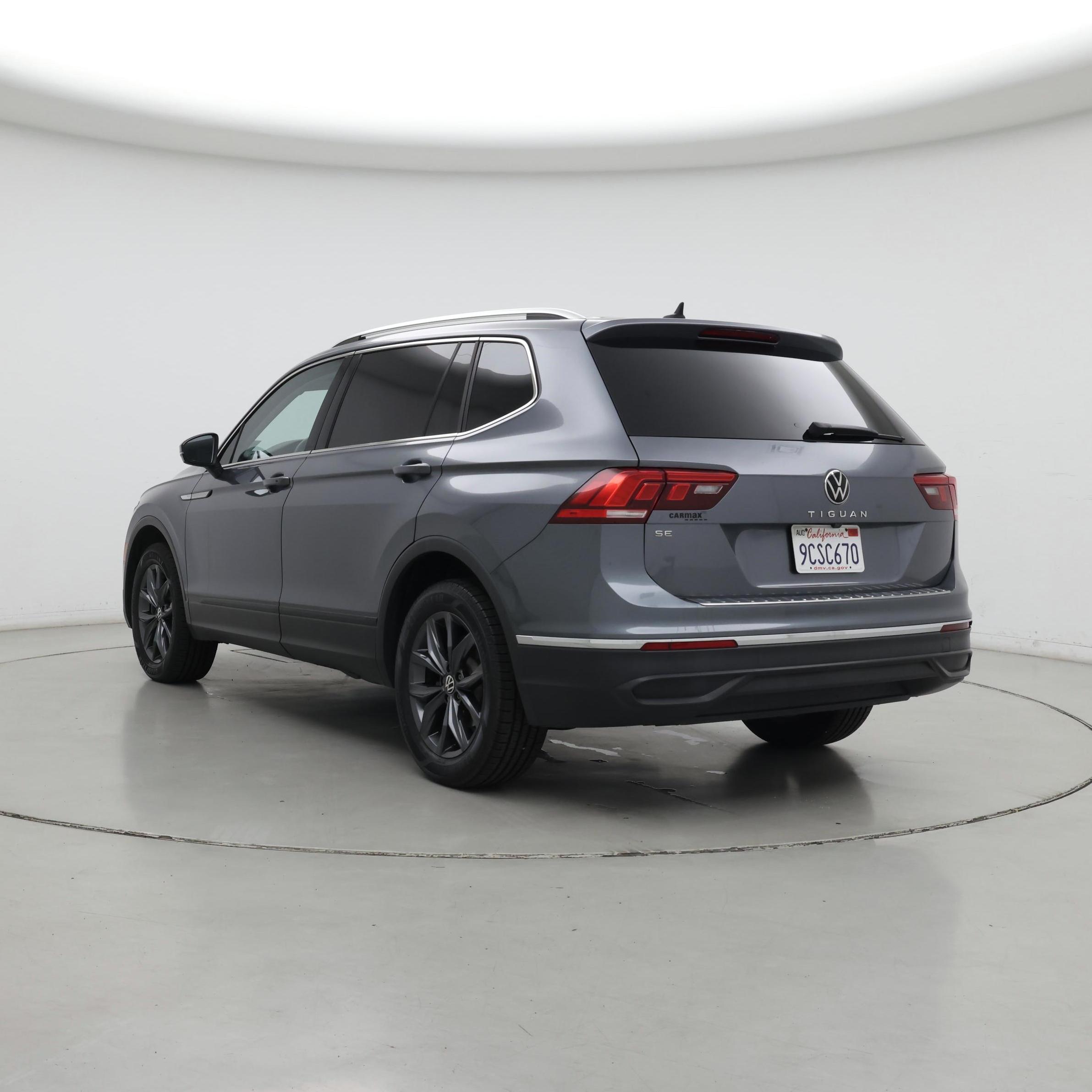 Thumbnail: 2022 Volkswagen Tiguan - 2