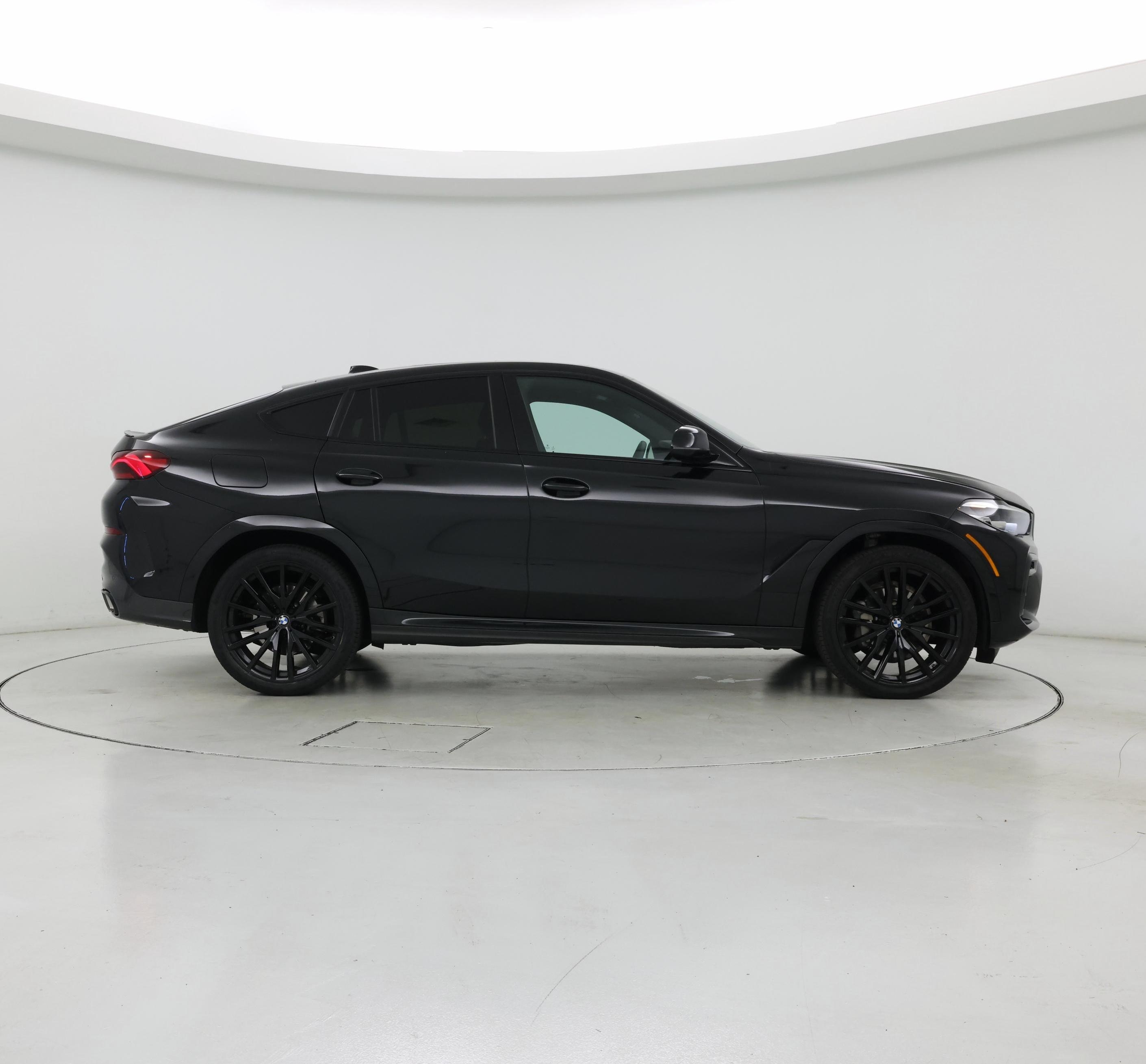 Thumbnail: 2023 BMW X6 - 7
