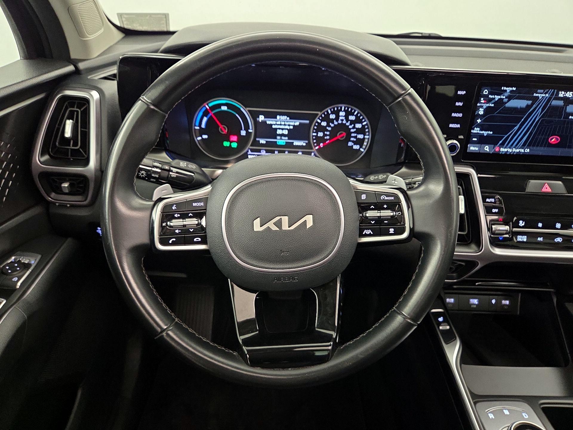 Thumbnail: 2023 Kia Sorento - 10