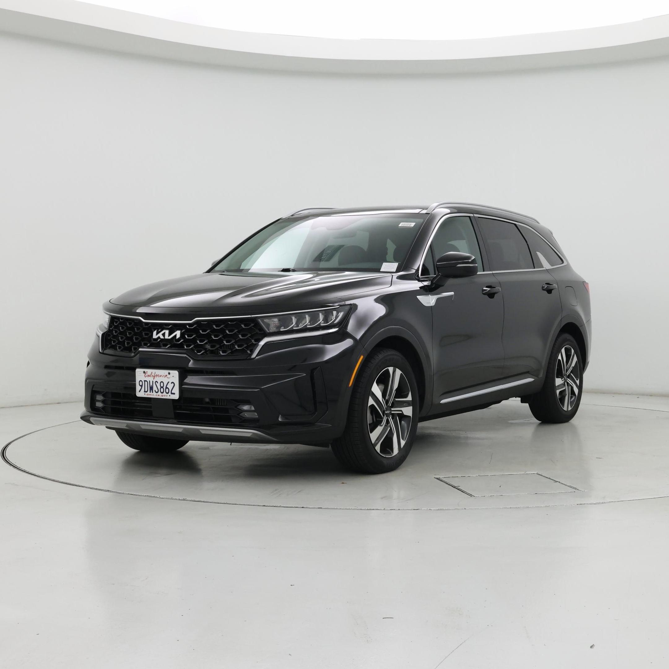 Thumbnail: 2023 Kia Sorento - 4