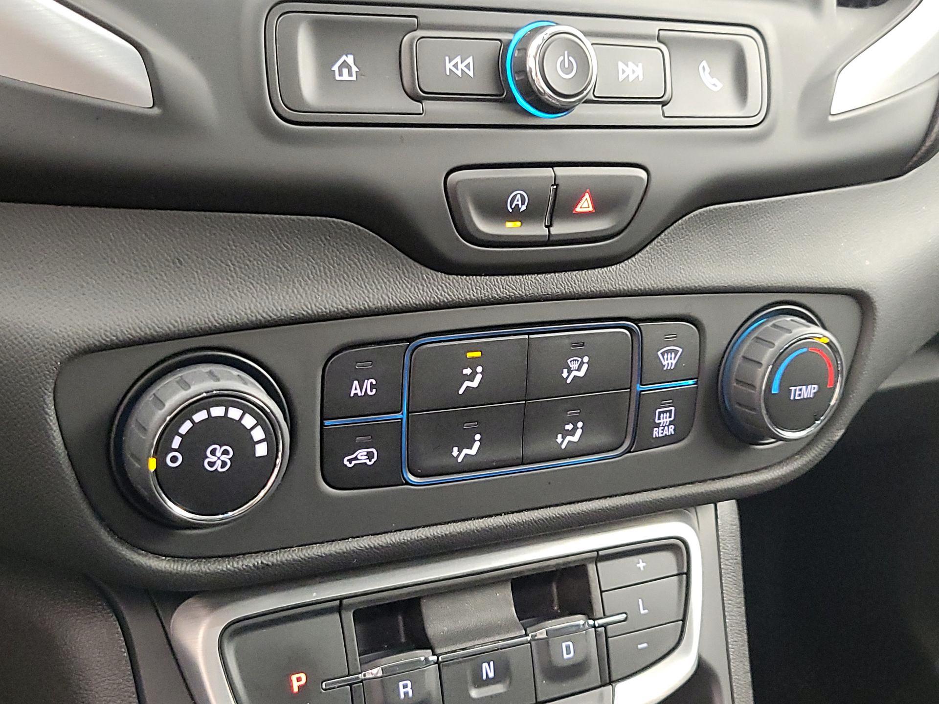 Thumbnail: 2024 GMC Terrain - 16