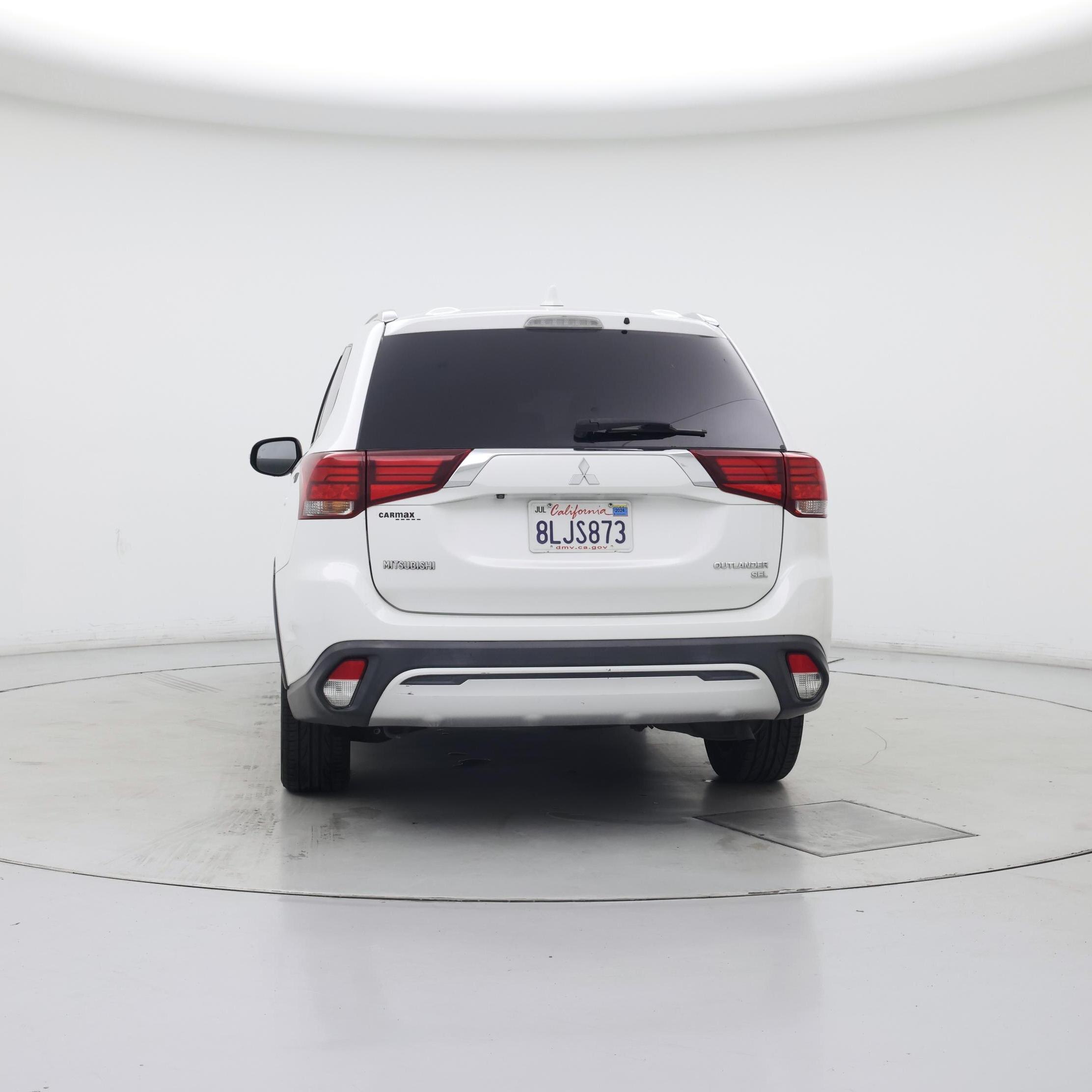 Thumbnail: 2019 Mitsubishi Outlander - 6