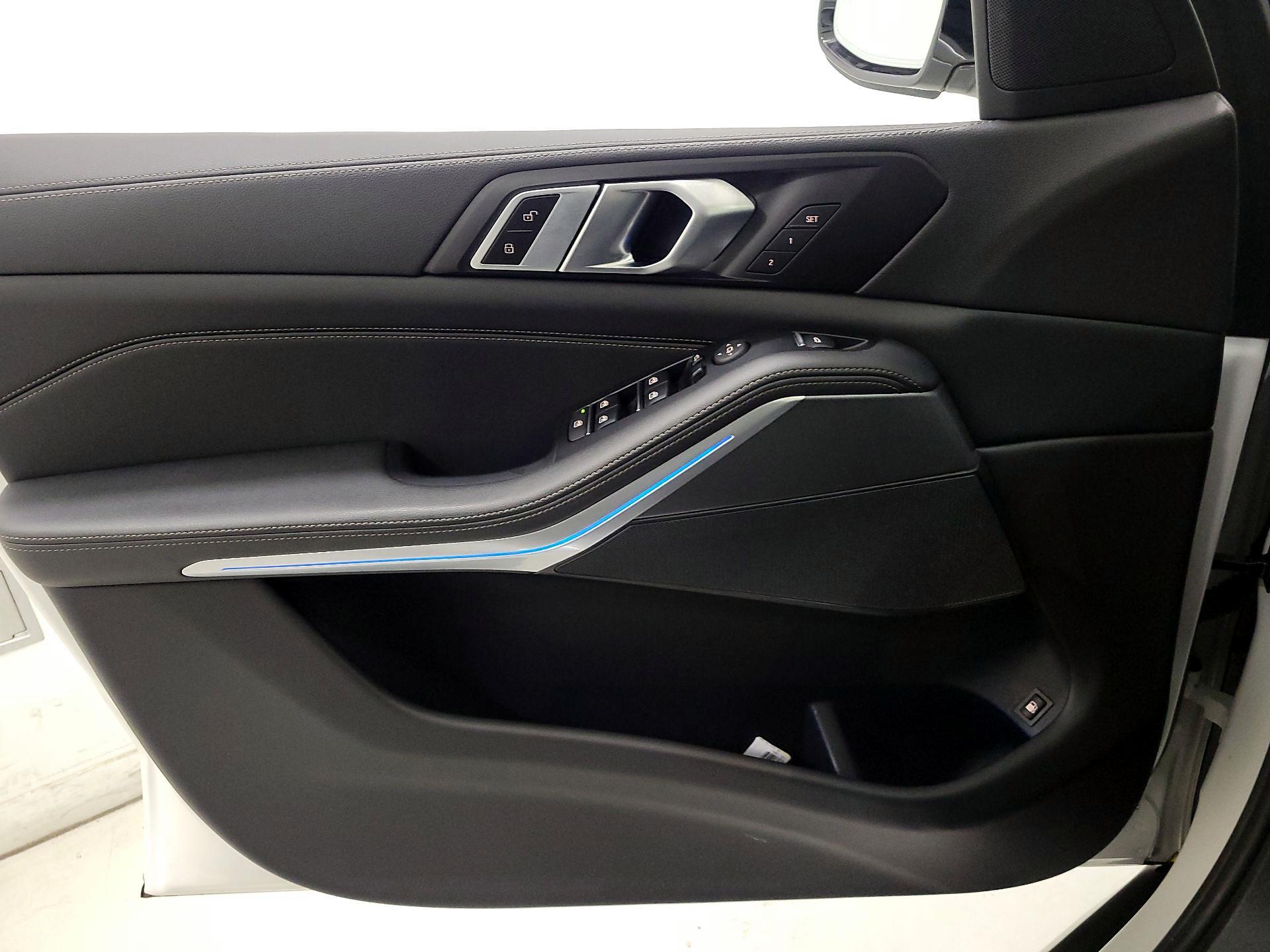 Thumbnail: 2023 BMW X5 - 12