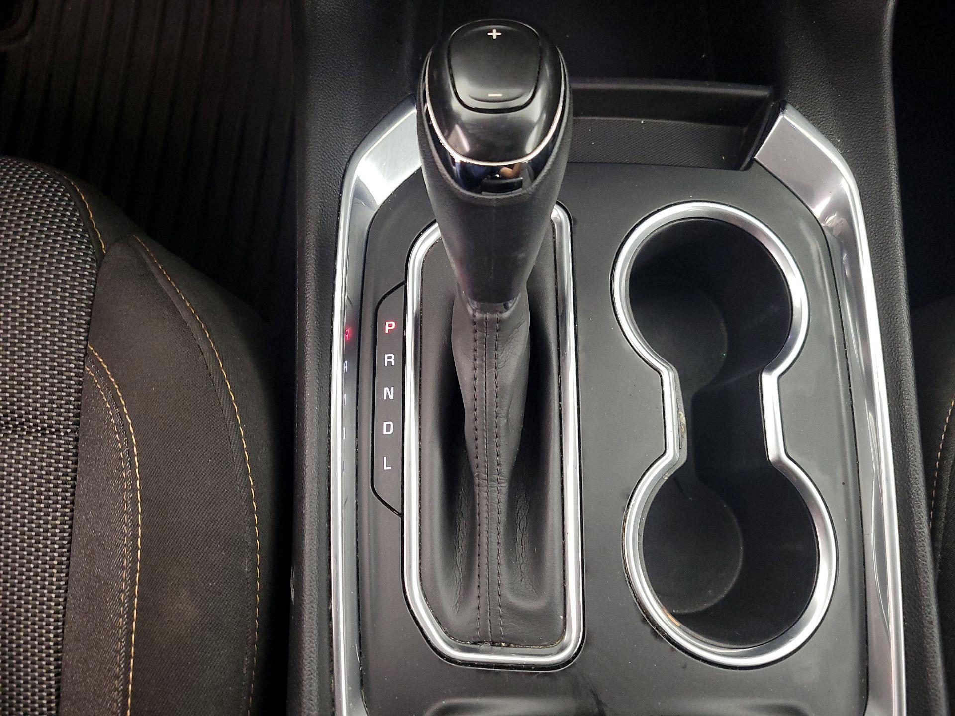 Thumbnail: 2020 Chevrolet Traverse - 17