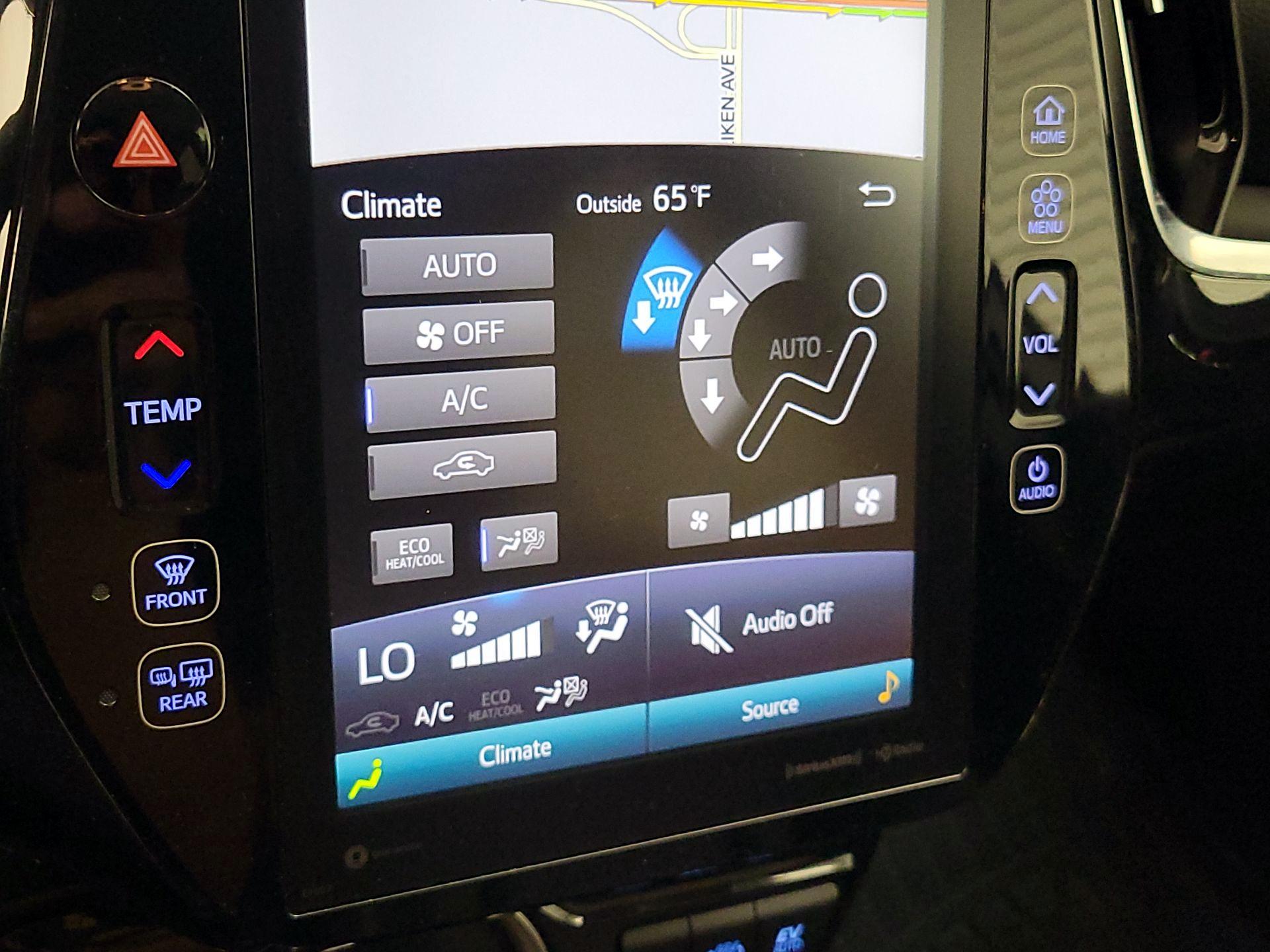 Thumbnail: 2020 Toyota Prius Prime - 16