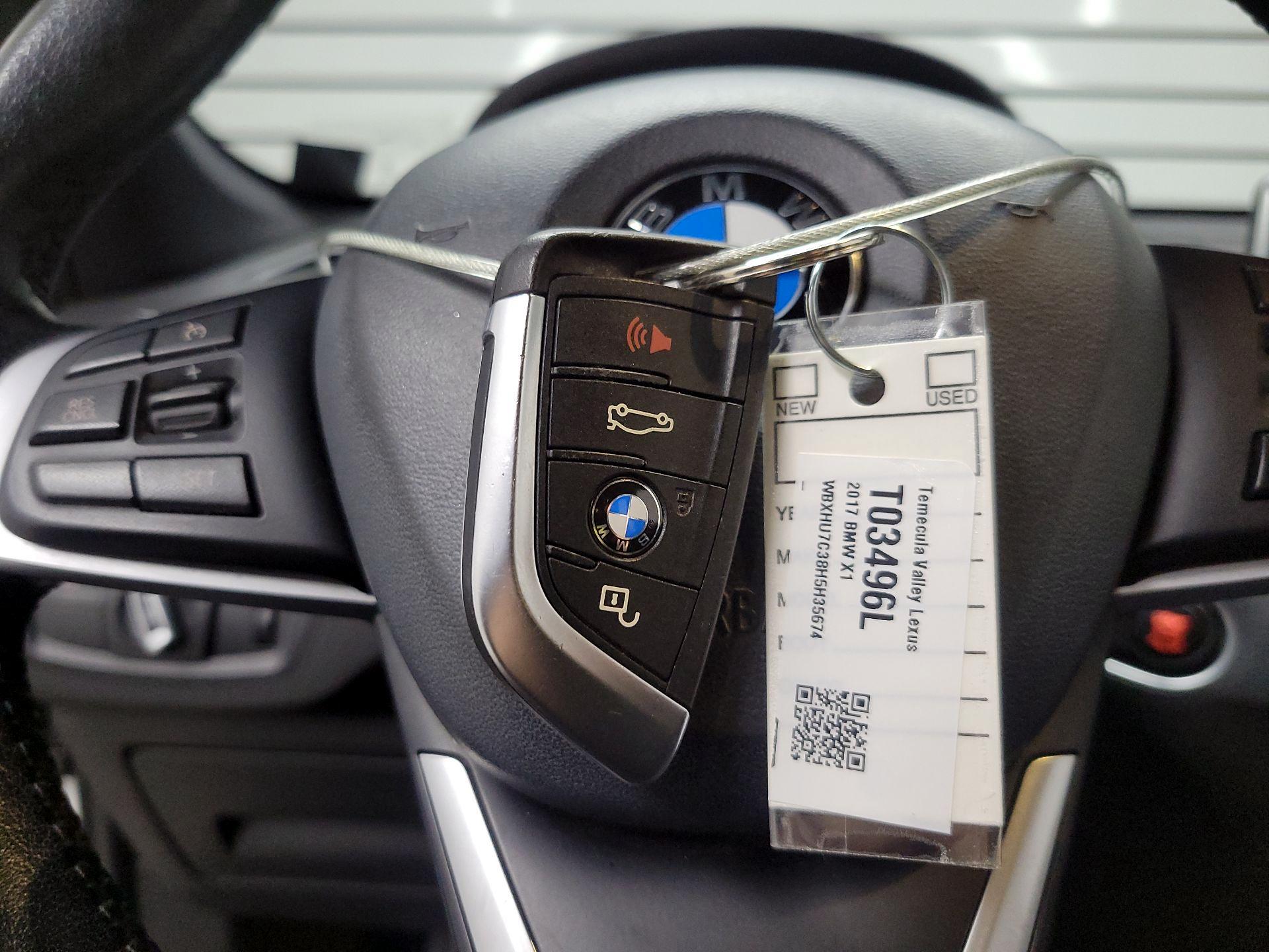 Thumbnail: 2017 BMW X1 - 18