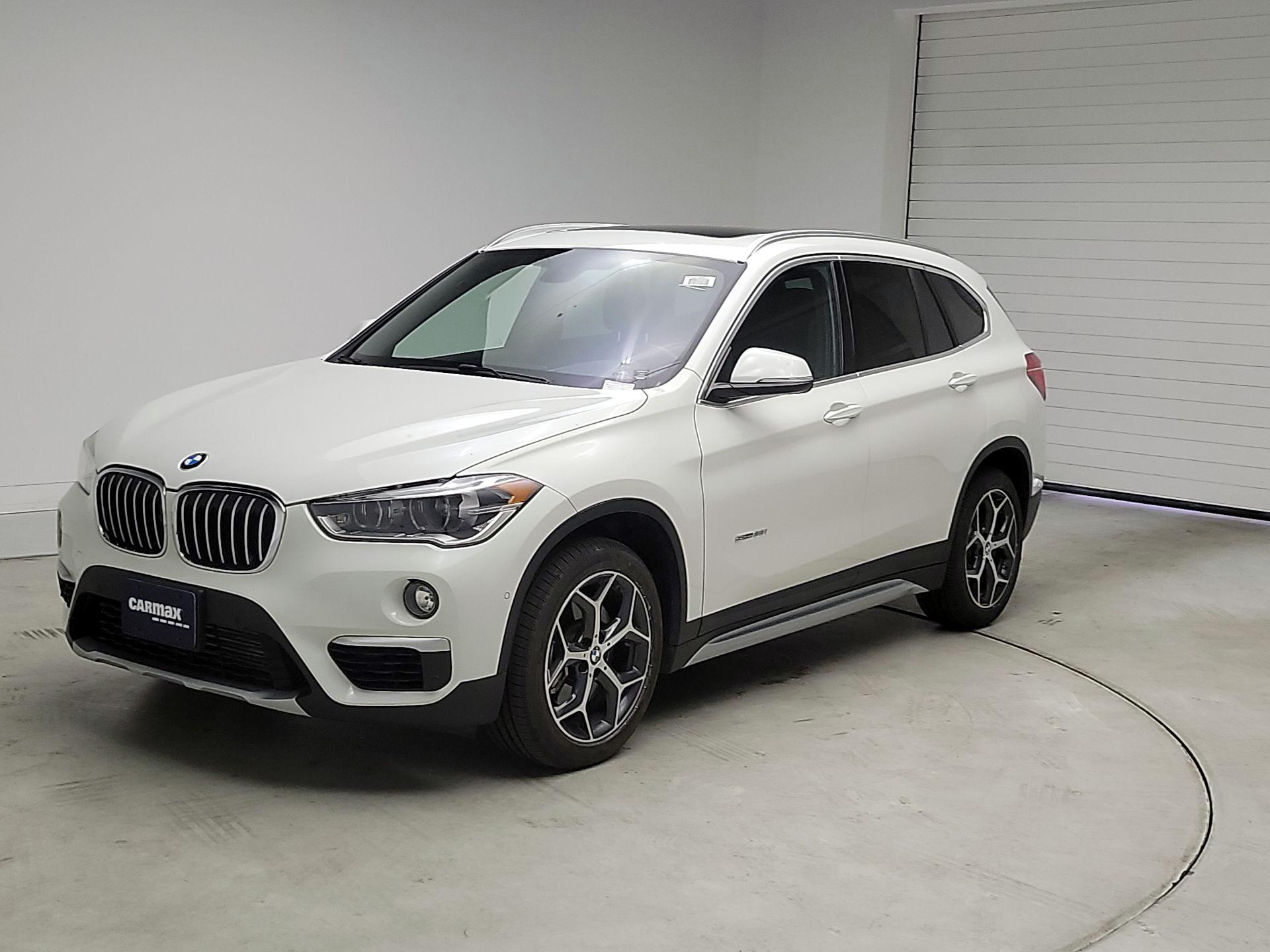 Thumbnail: 2017 BMW X1 - 3
