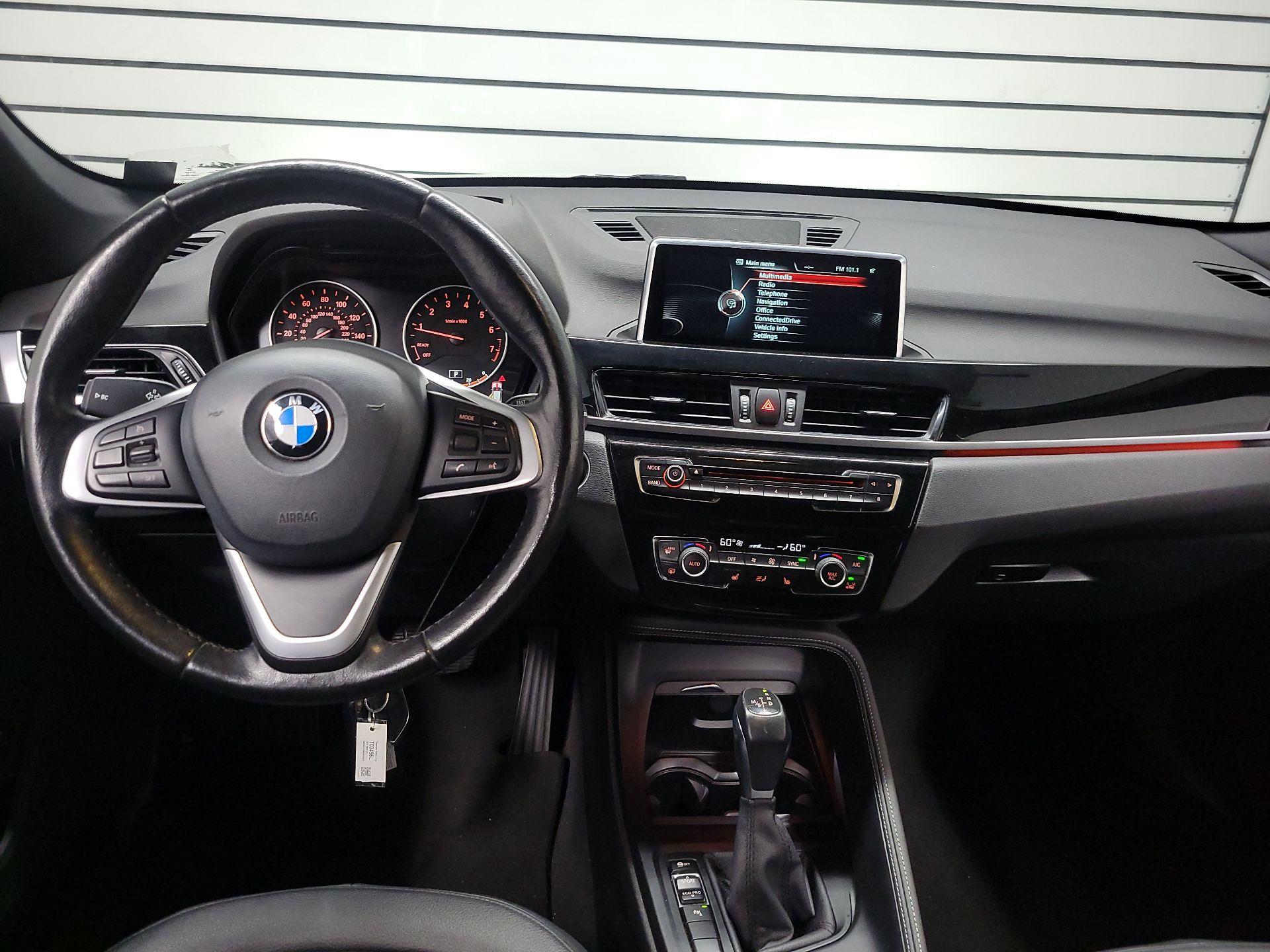 Thumbnail: 2017 BMW X1 - 8