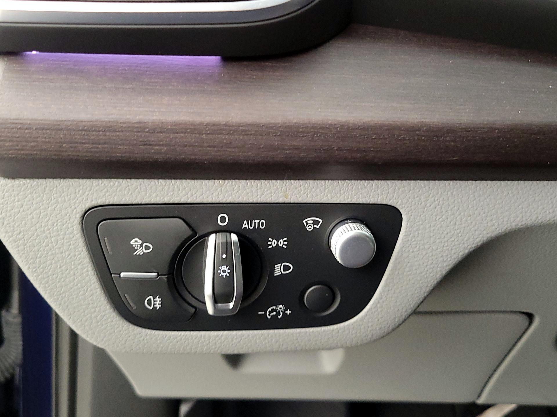 Thumbnail: 2022 Audi Q5 - 13