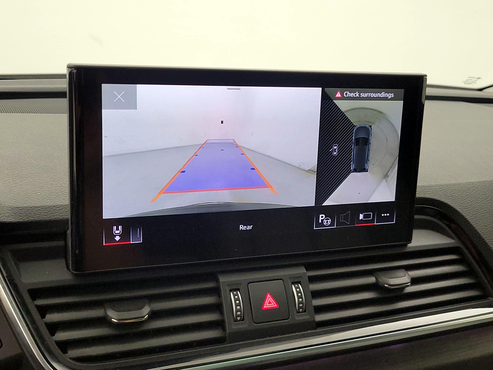 Thumbnail: 2022 Audi Q5 - 14