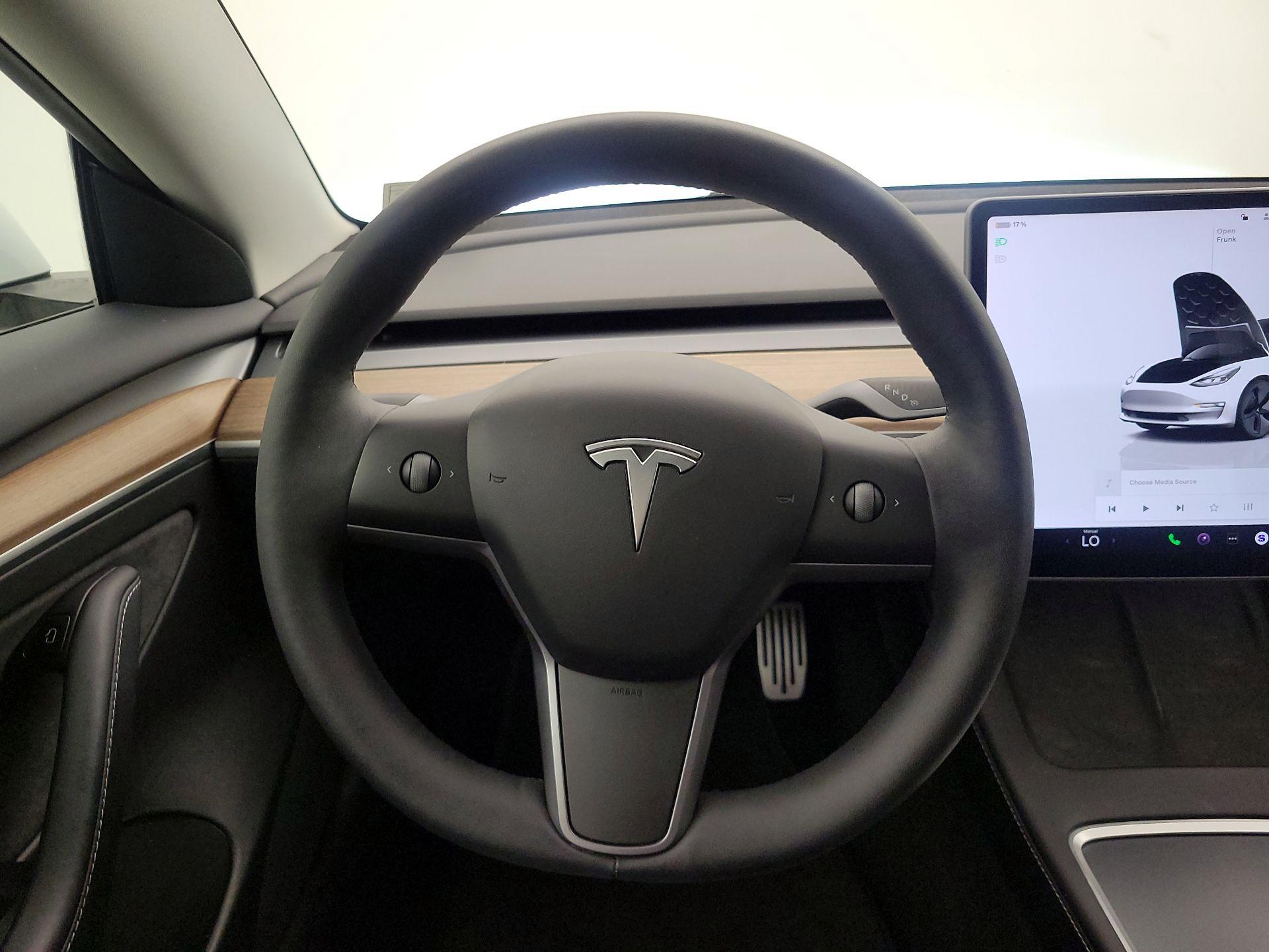 Thumbnail: 2022 Tesla Model 3 - 10