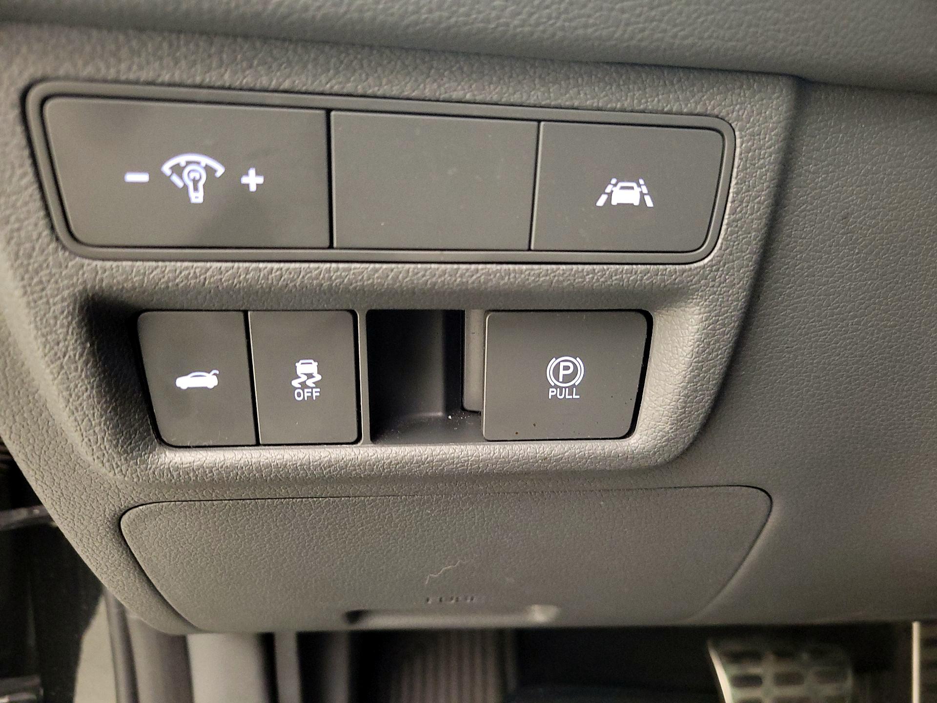 Thumbnail: 2020 Hyundai Sonata - 13