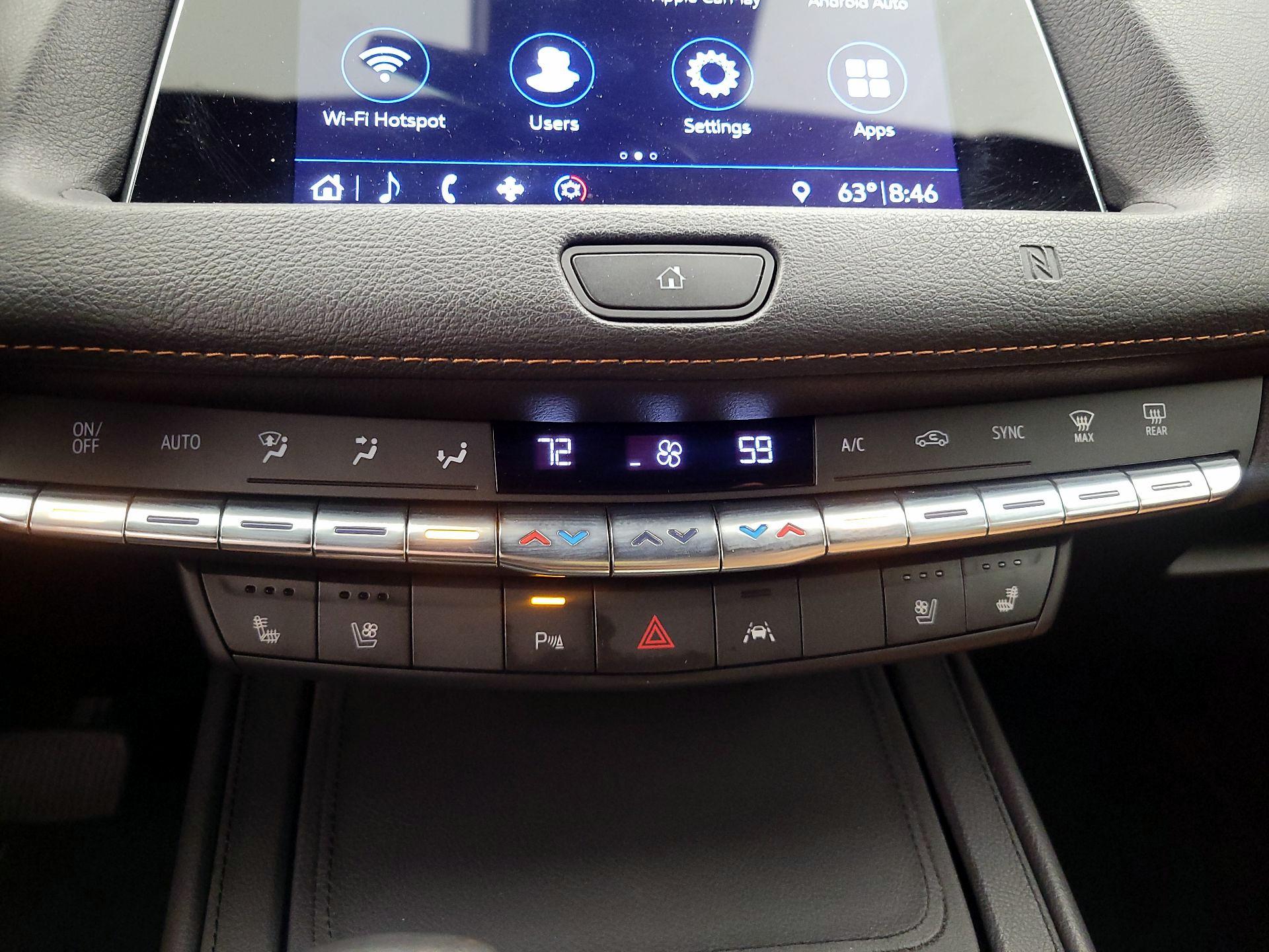 Thumbnail: 2019 Cadillac XT4 - 16