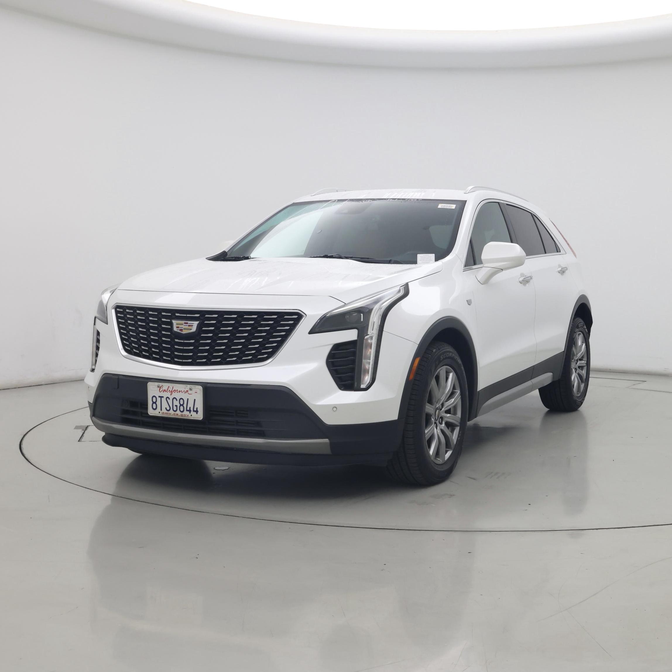 Thumbnail: 2019 Cadillac XT4 - 4