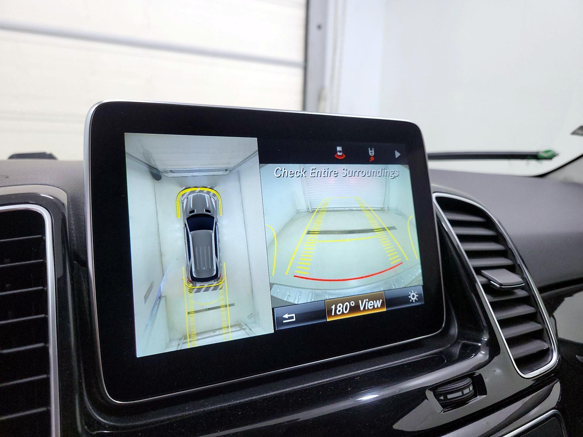 Thumbnail: 2016 Mercedes-Benz GLE - 15