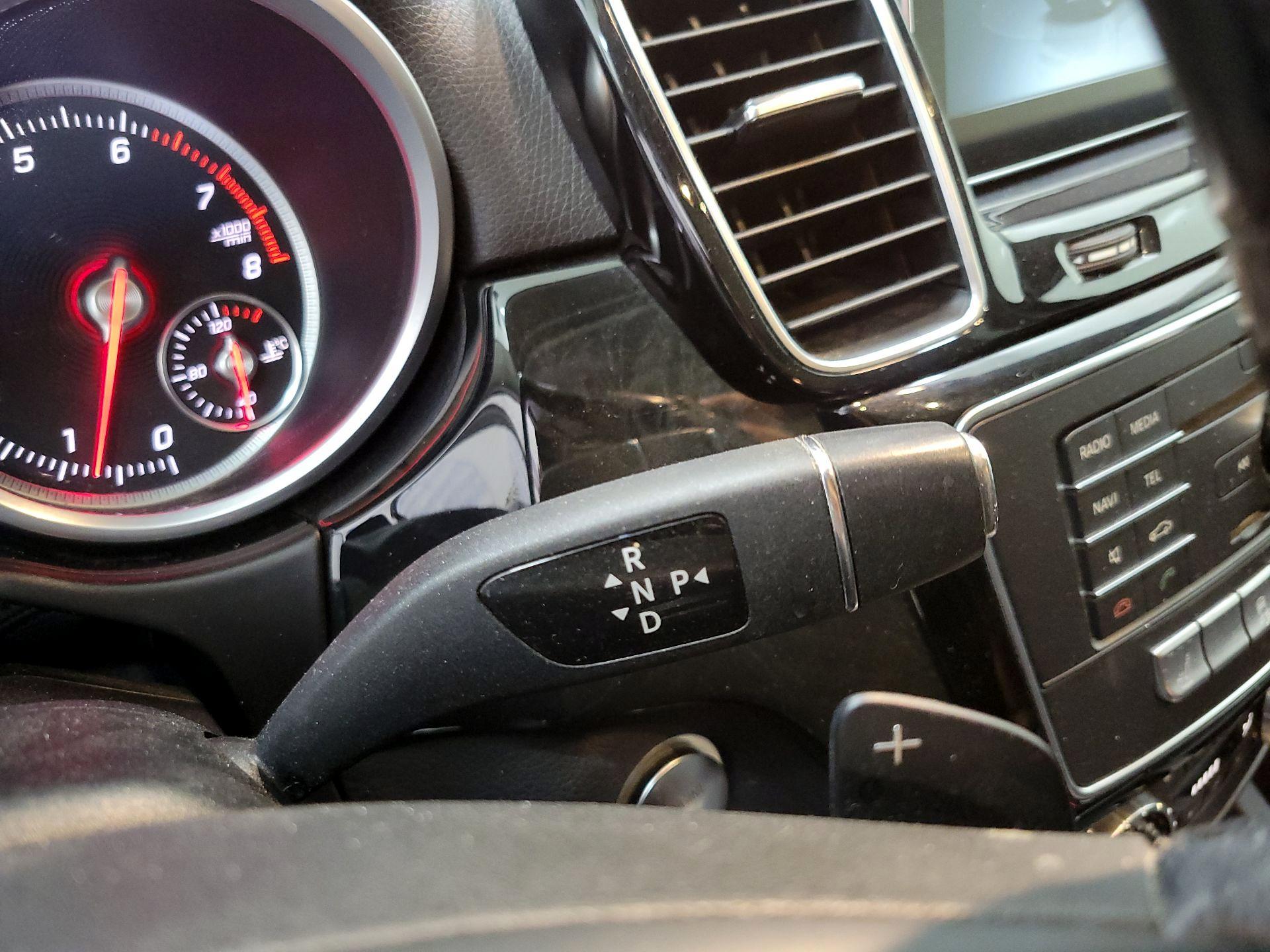 Thumbnail: 2016 Mercedes-Benz GLE - 18