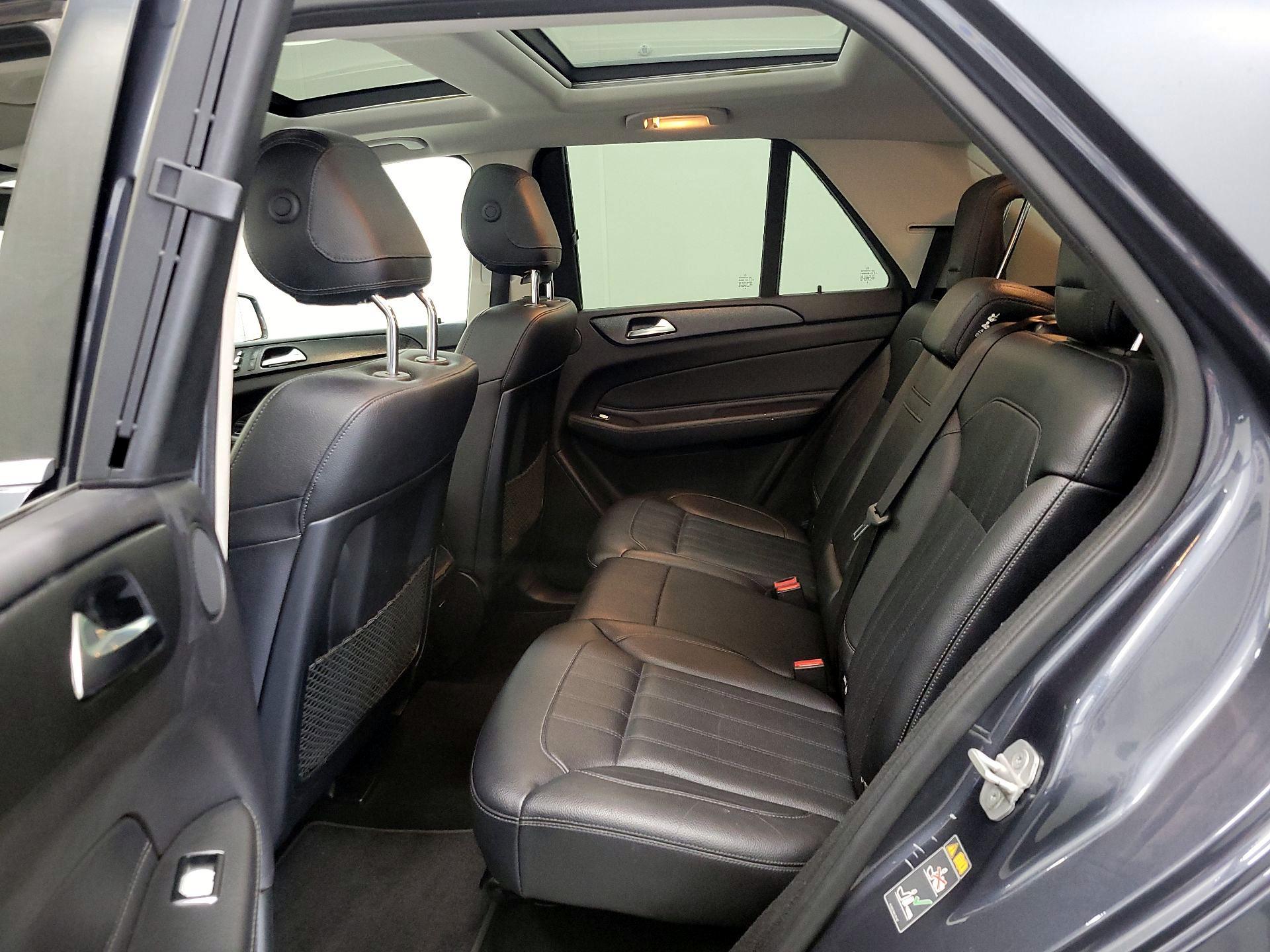 Thumbnail: 2016 Mercedes-Benz GLE - 20