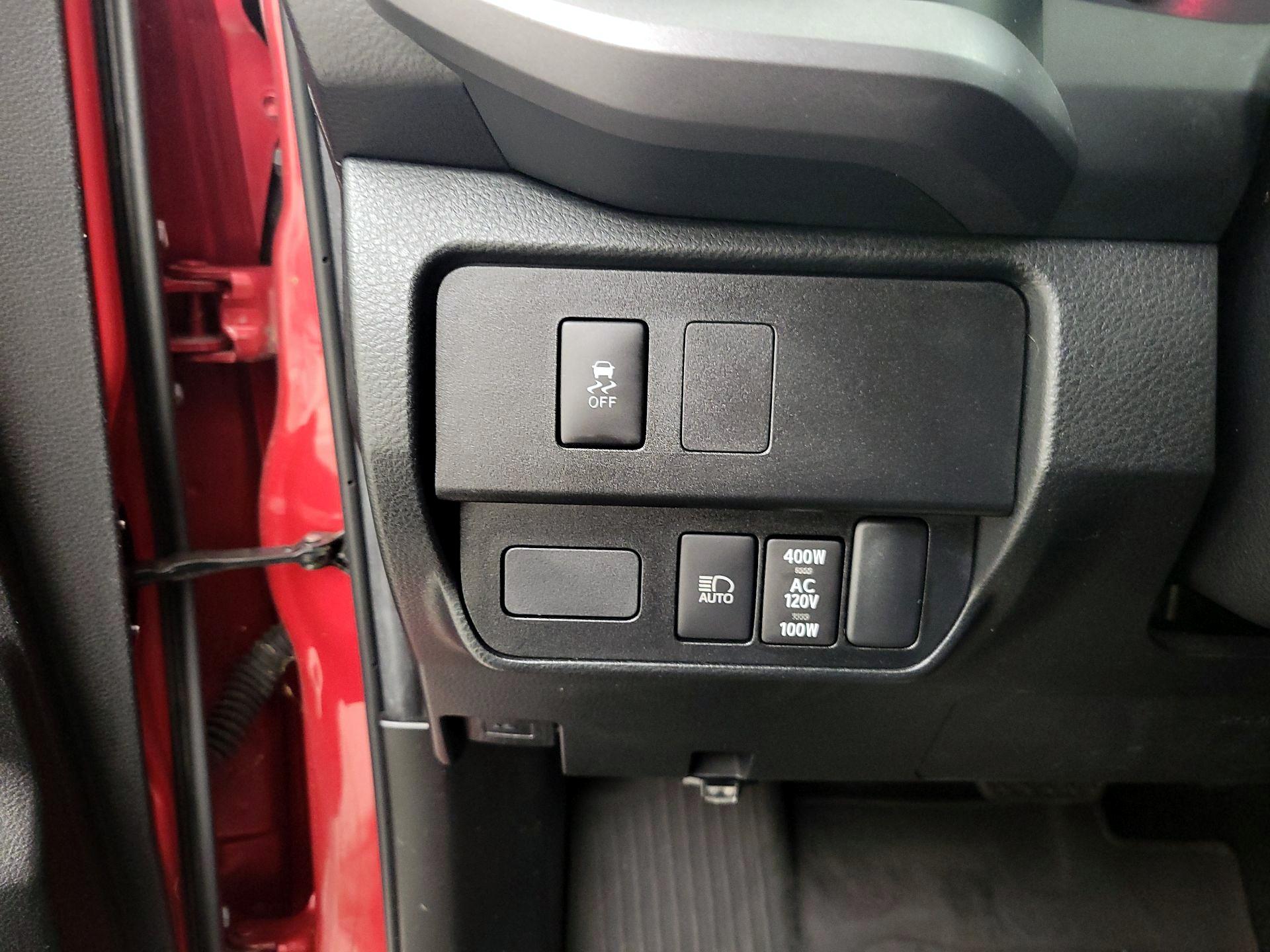 Thumbnail: 2022 Toyota Tacoma - 13