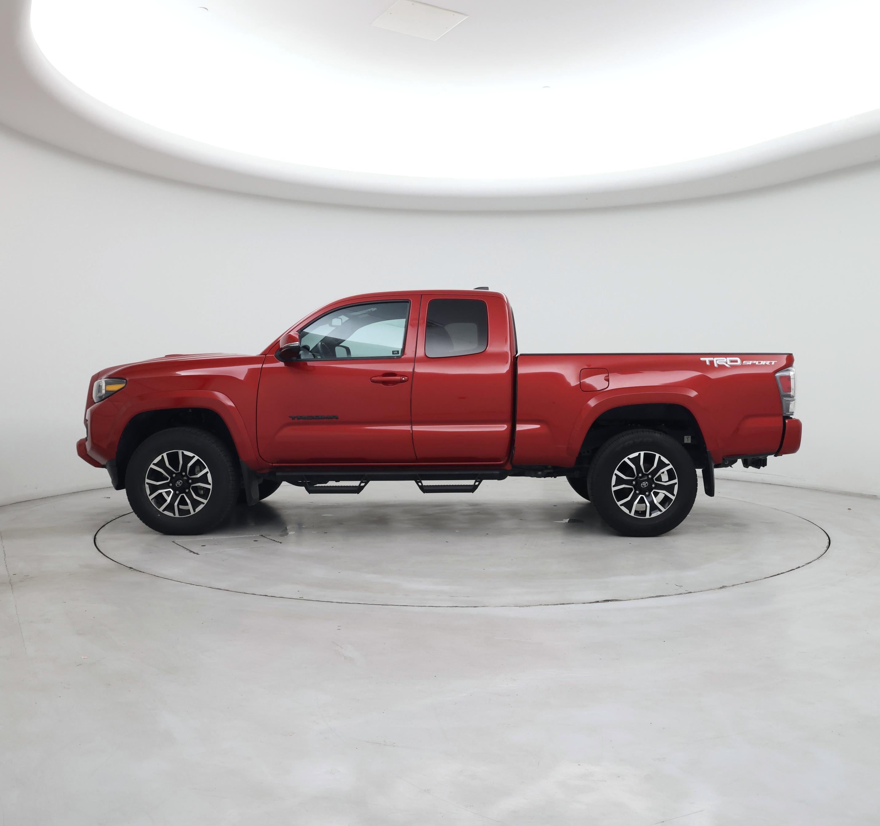 Thumbnail: 2022 Toyota Tacoma - 3