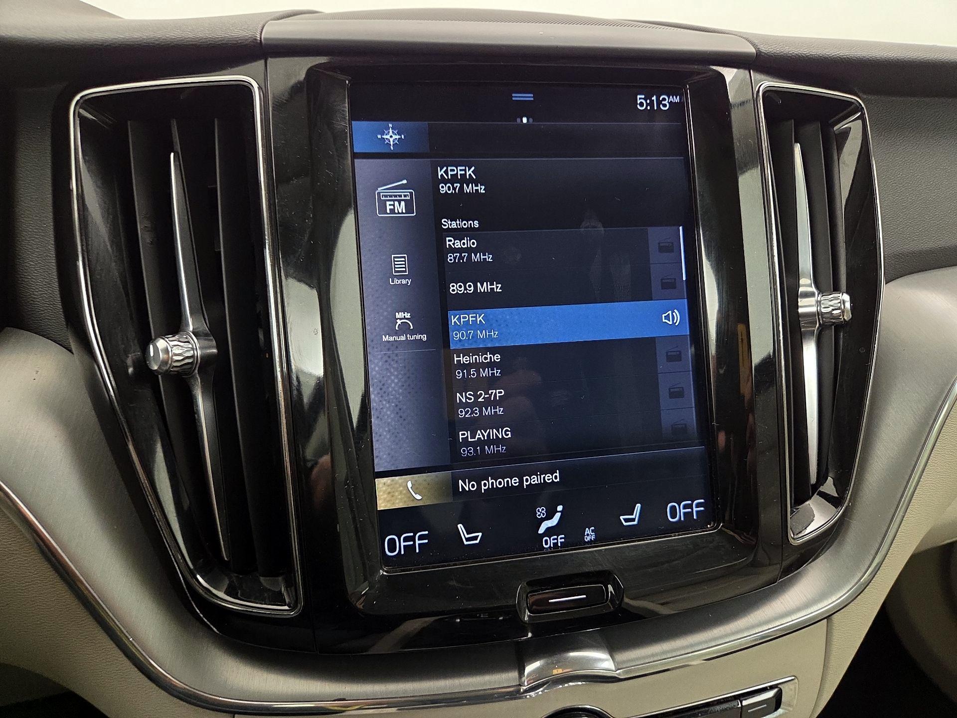 Thumbnail: 2019 Volvo XC60 - 16