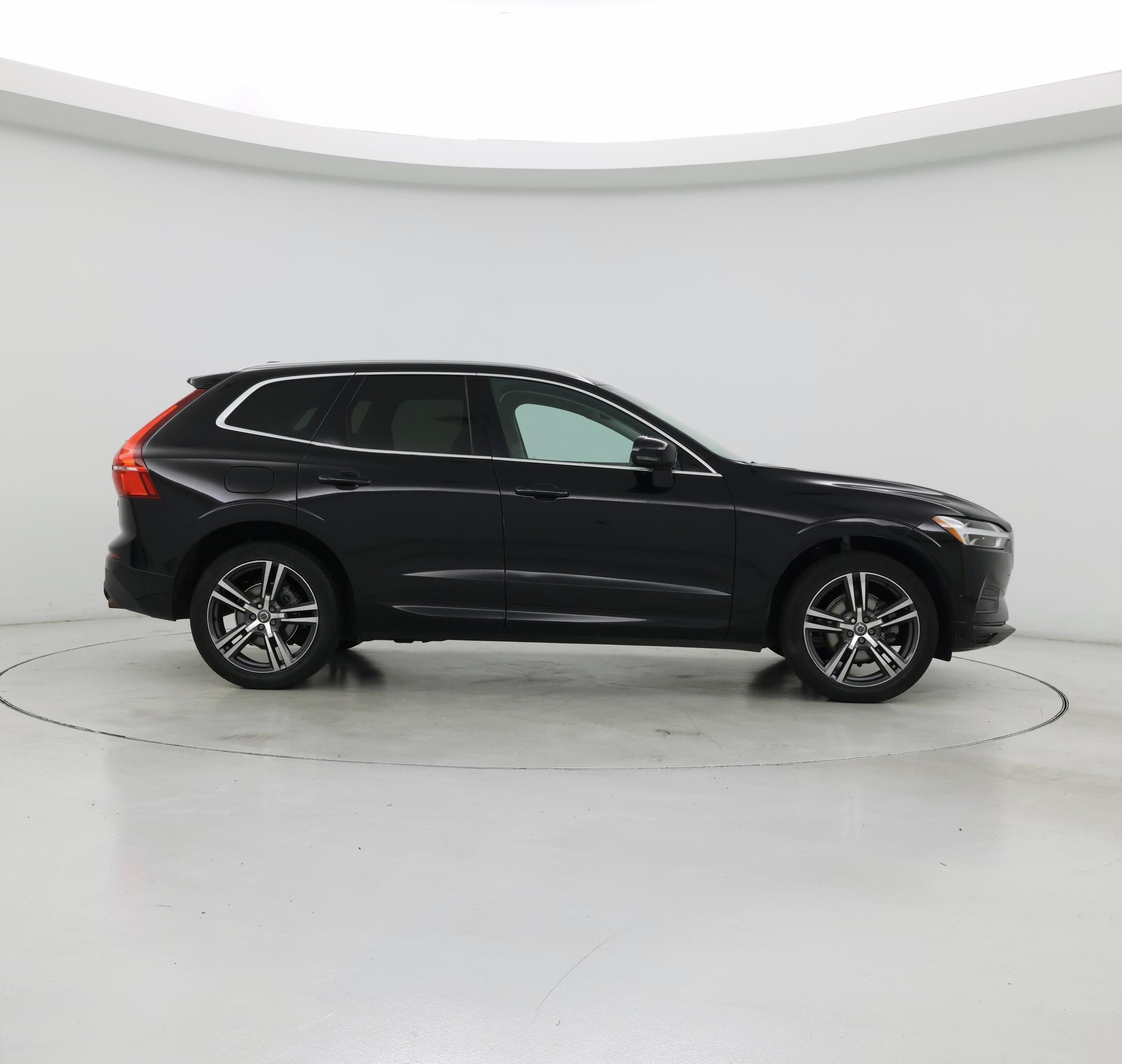 Thumbnail: 2019 Volvo XC60 - 7
