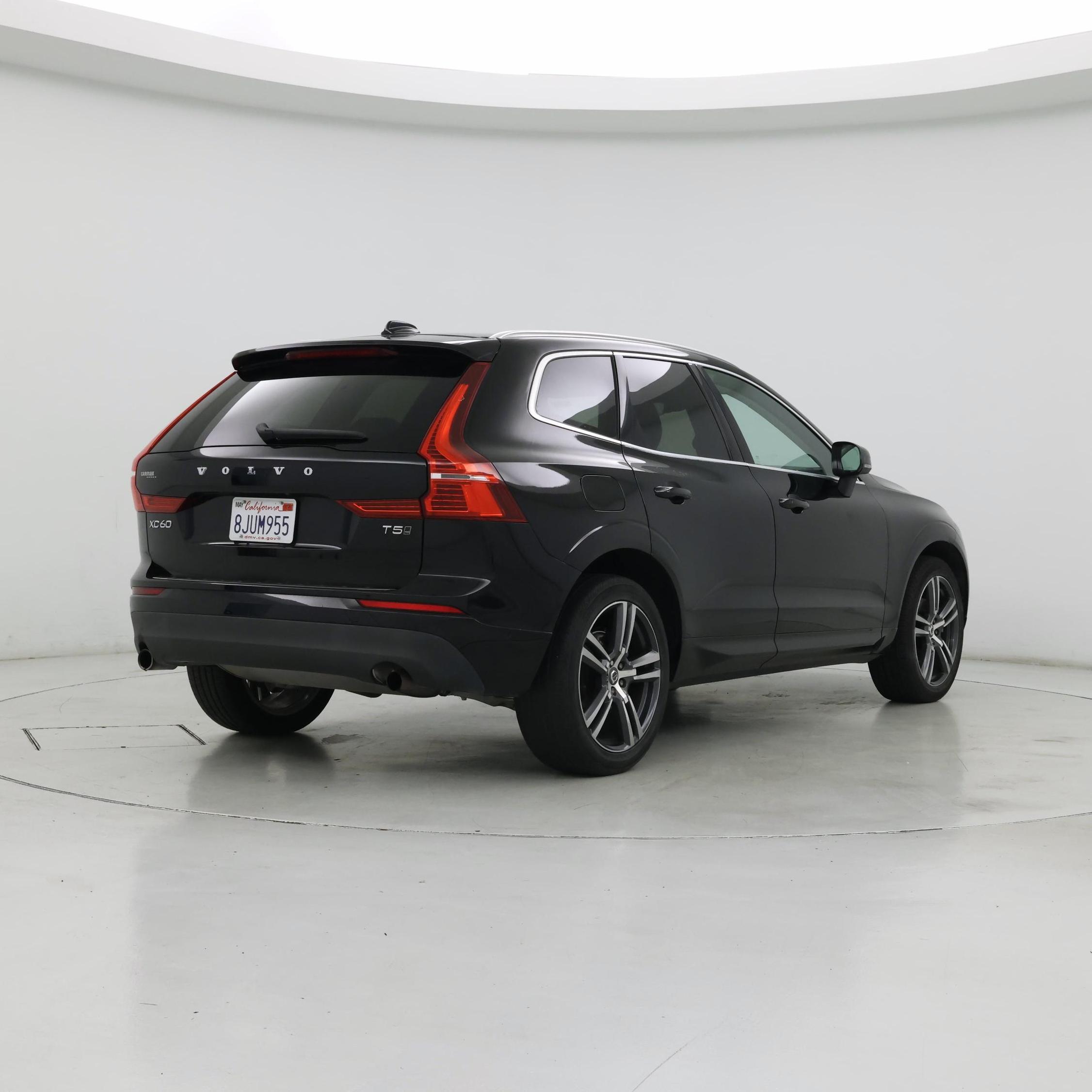 Thumbnail: 2019 Volvo XC60 - 8