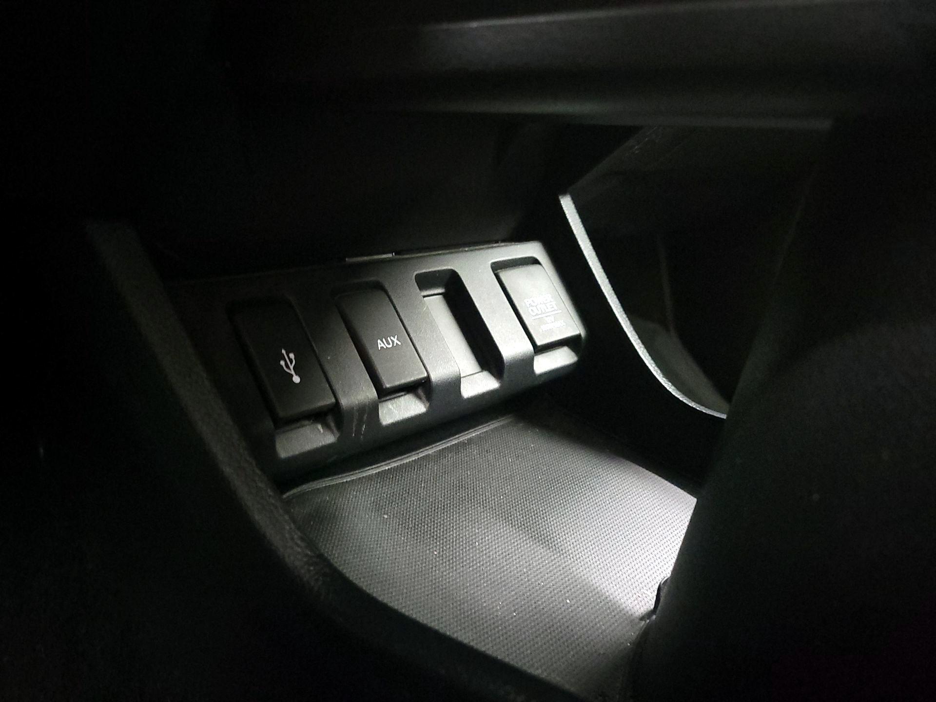 Thumbnail: 2016 Honda HR-V - 18