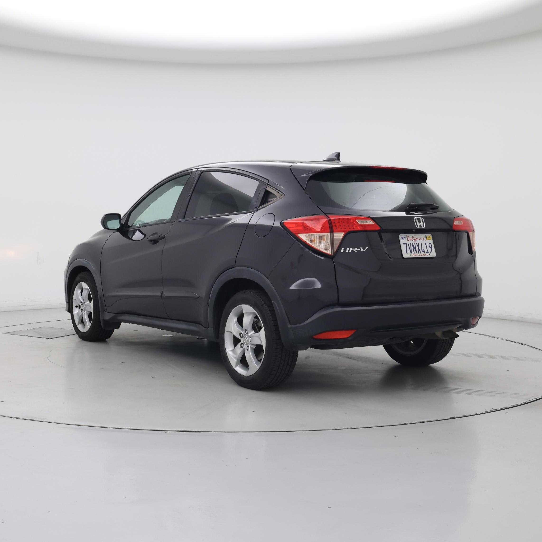 Thumbnail: 2016 Honda HR-V - 2
