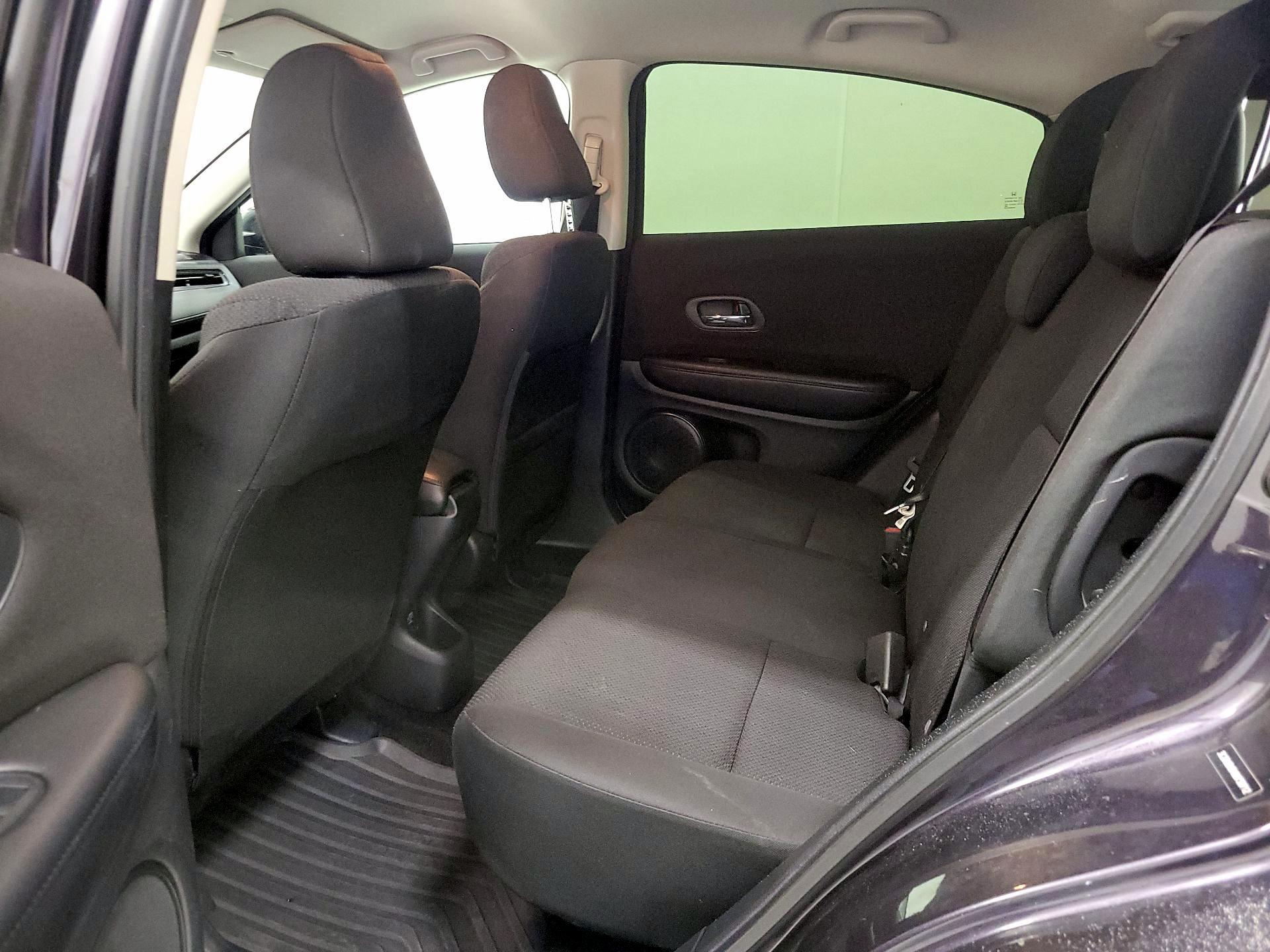 Thumbnail: 2016 Honda HR-V - 19