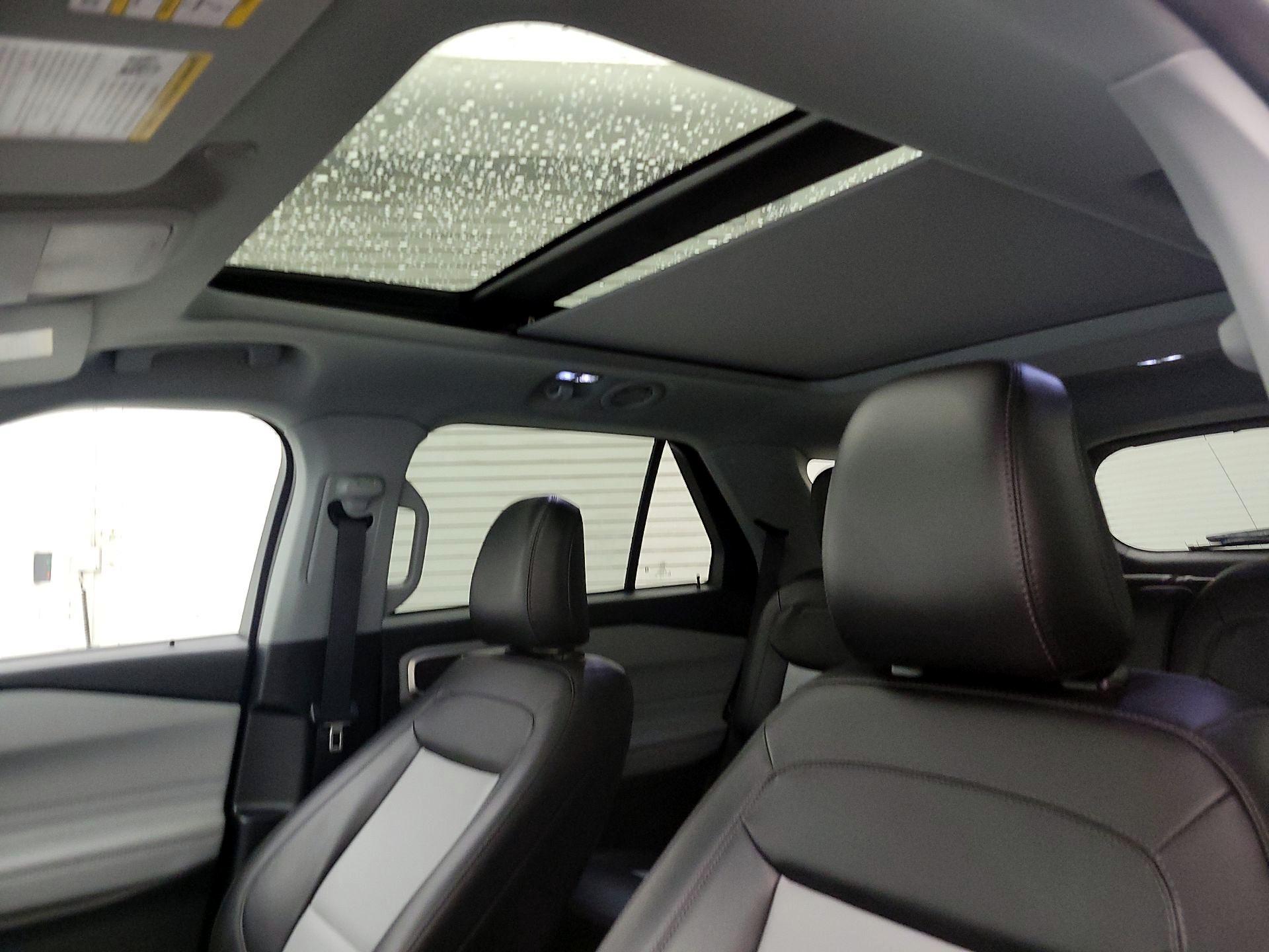 Thumbnail: 2022 Ford Explorer - 19