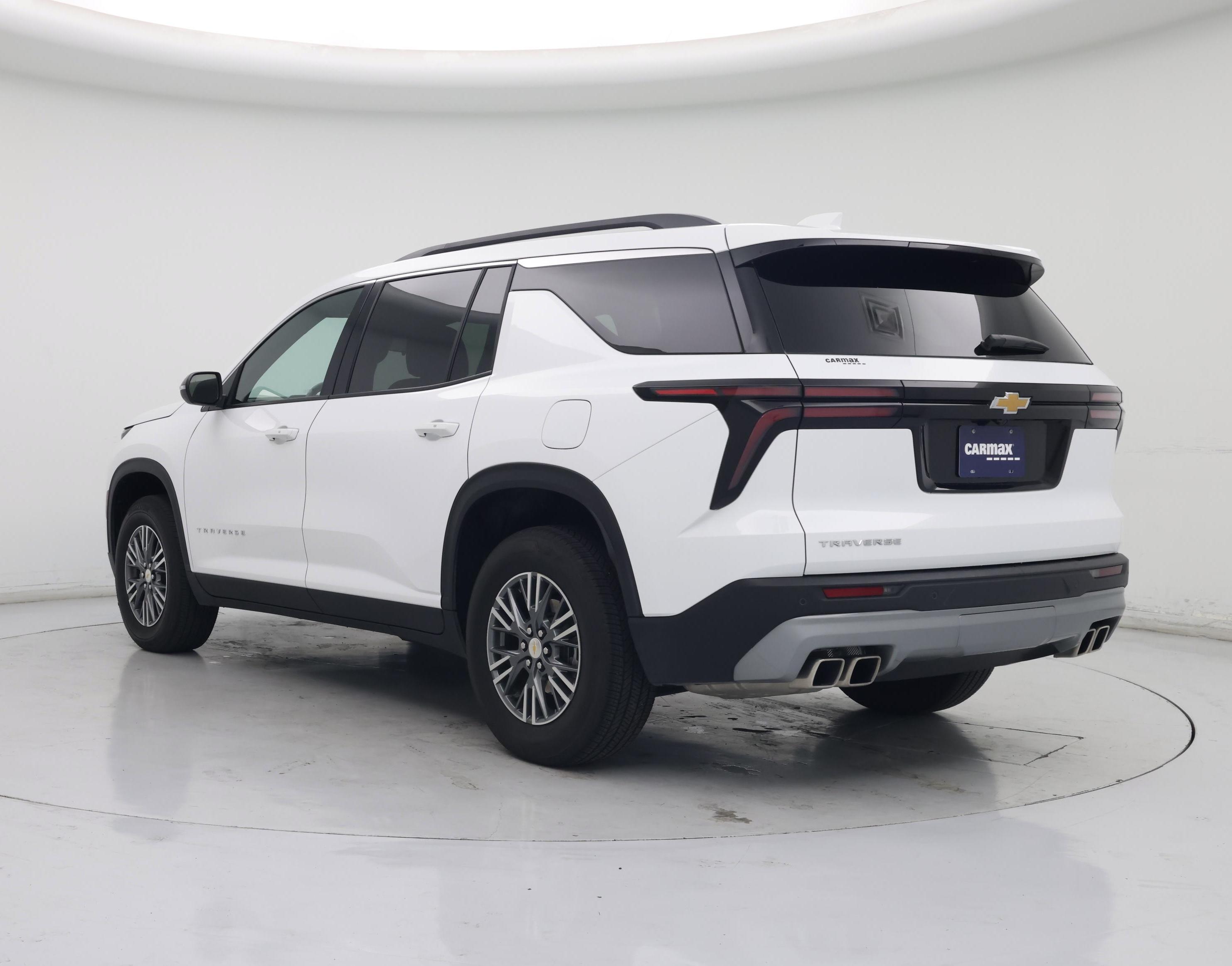 Thumbnail: 2025 Chevrolet Traverse - 2