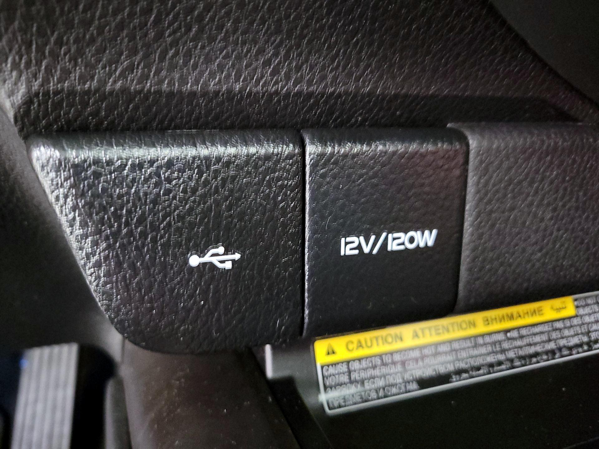 Thumbnail: 2021 Toyota Camry - 18