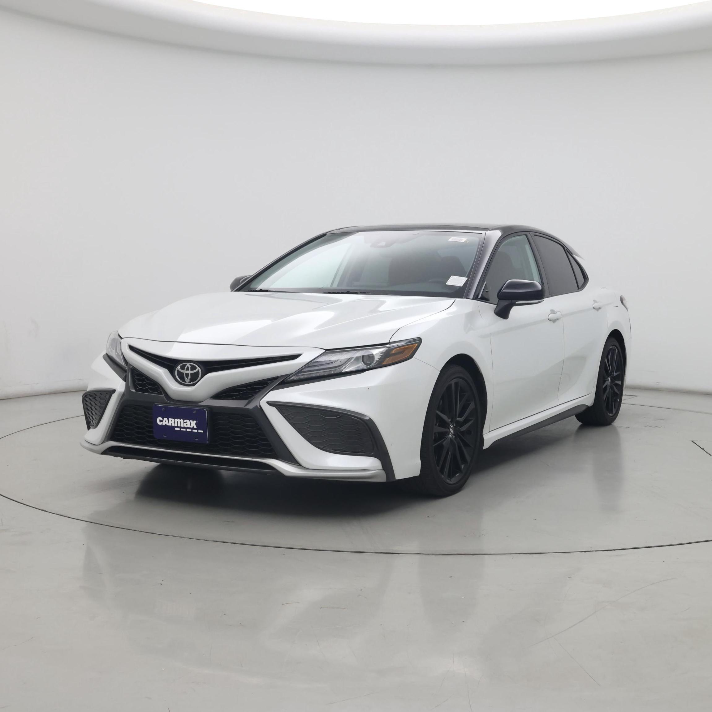 Thumbnail: 2021 Toyota Camry - 4