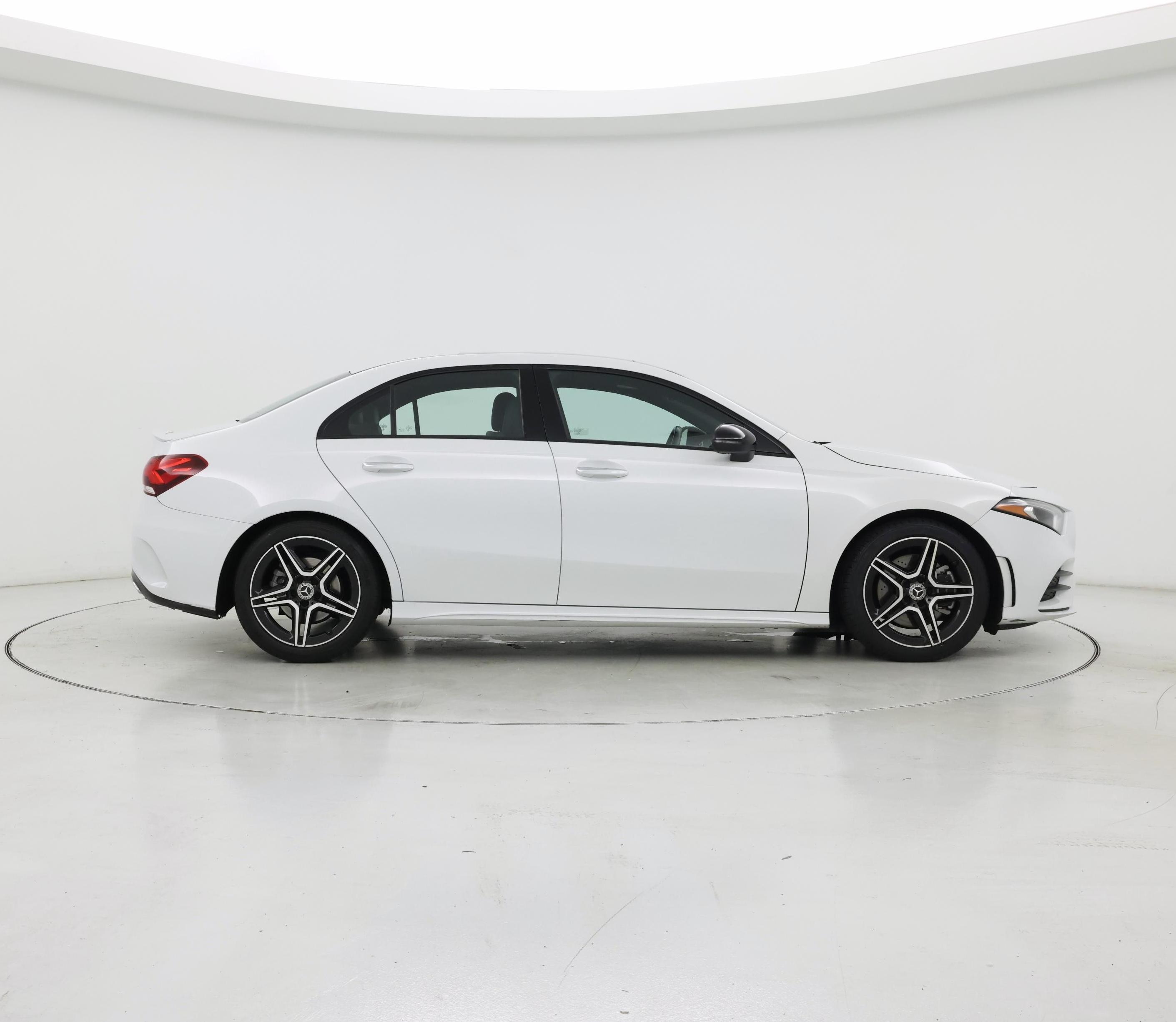 Thumbnail: 2019 Mercedes-Benz A-Class - 7