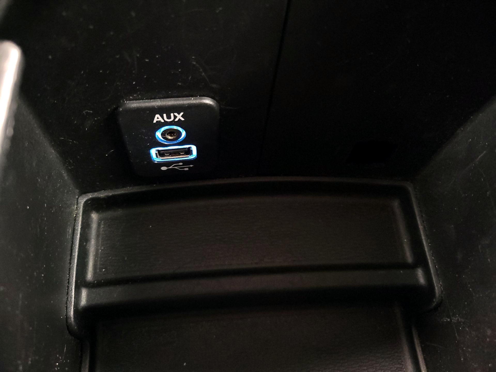 Thumbnail: 2015 Dodge Journey - 17